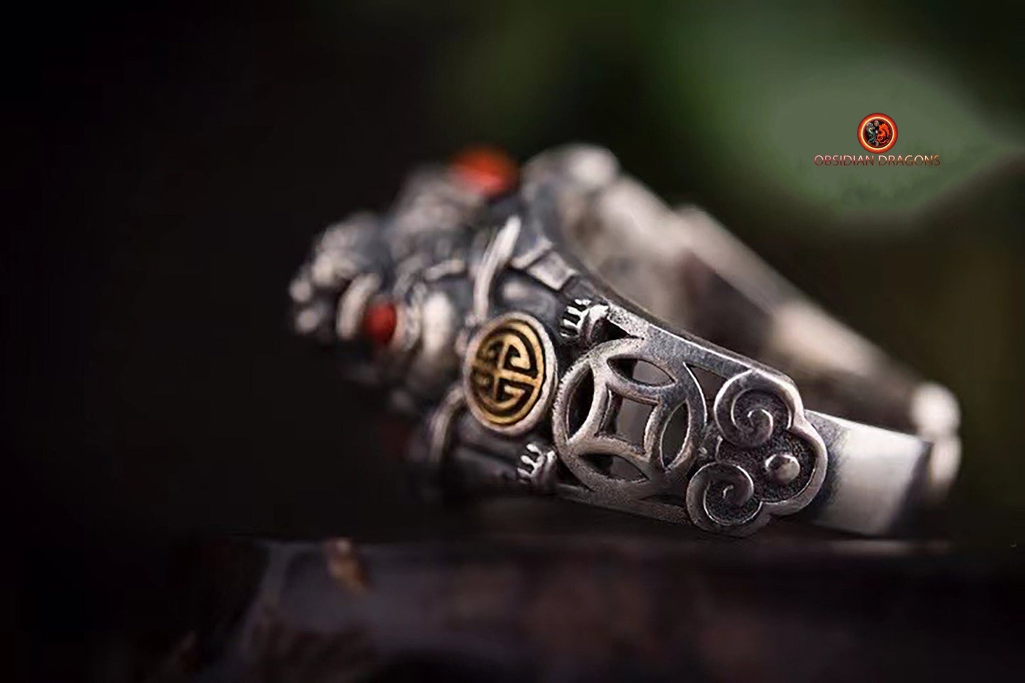 Bague tibétaine bouddhiste DZI : lion des neiges
