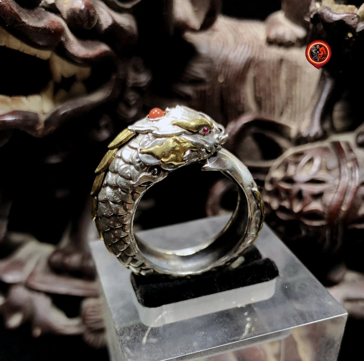 Bague dragon Aoyu. Feng shui protection. Argent 950, cuivre,rubis, agate nan hong. joaillerie artisanale de haute qualité. - obsidian dragon