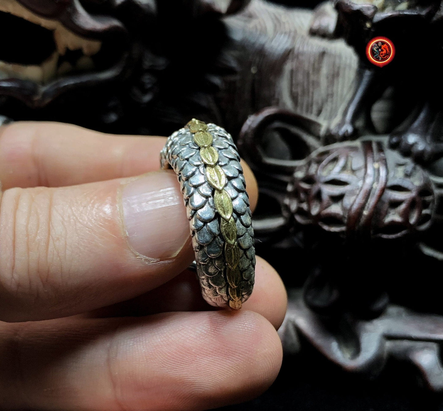 Bague dragon Aoyu. Feng shui protection. Argent 950, cuivre,rubis, agate nan hong. joaillerie artisanale de haute qualité. - obsidian dragon