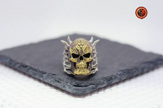 bague crâne, tete de mort, skull, pirate. Argent 925 et cuivre. Argent Poinçonné. Bague ouverte réglable à toutes tailles de doigts. Mixte - obsidian dragon
