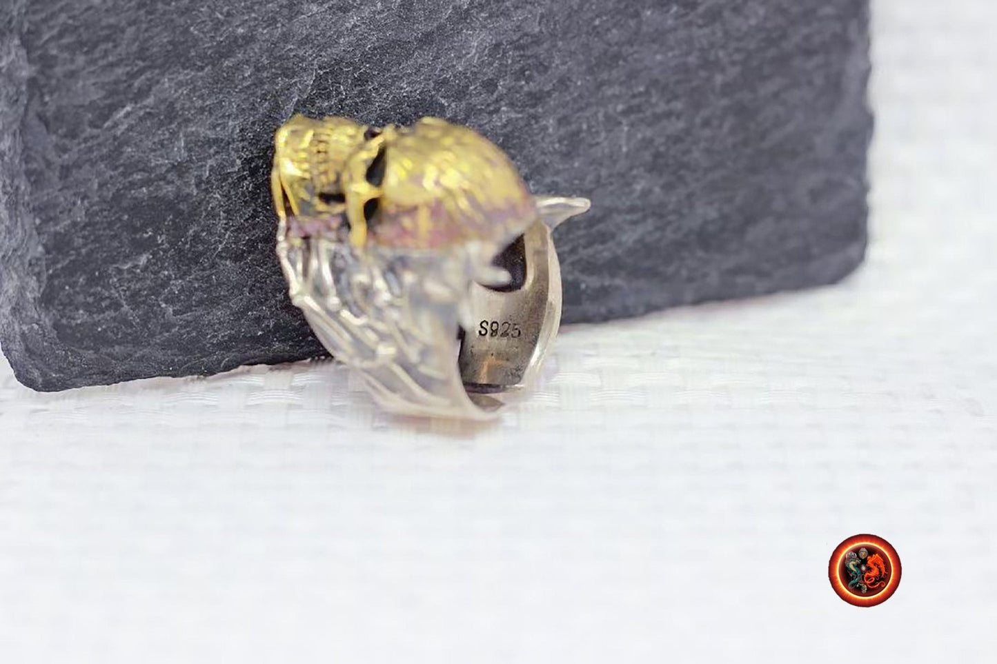 bague crâne, tete de mort, skull, pirate. Argent 925 et cuivre. Argent Poinçonné. Bague ouverte réglable à toutes tailles de doigts. Mixte - obsidian dragon