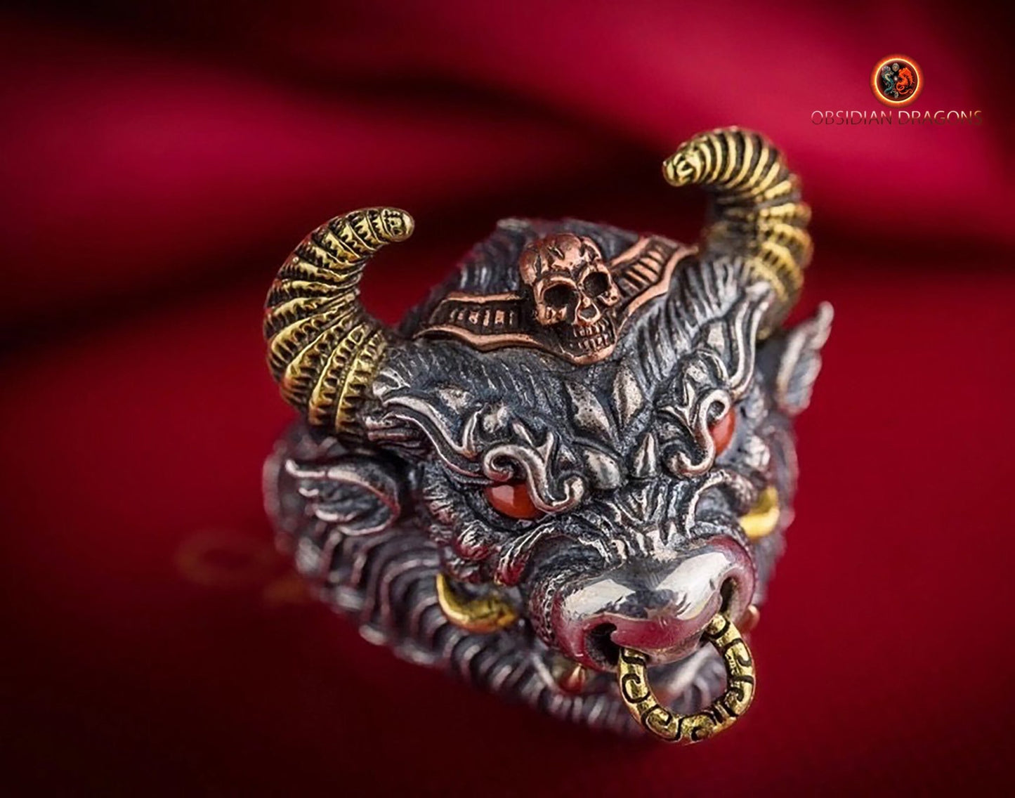 Bague, chevalière taureau, crâne, tete de mort. Argent 925, style Biker,Taille réglable. - obsidian dragon