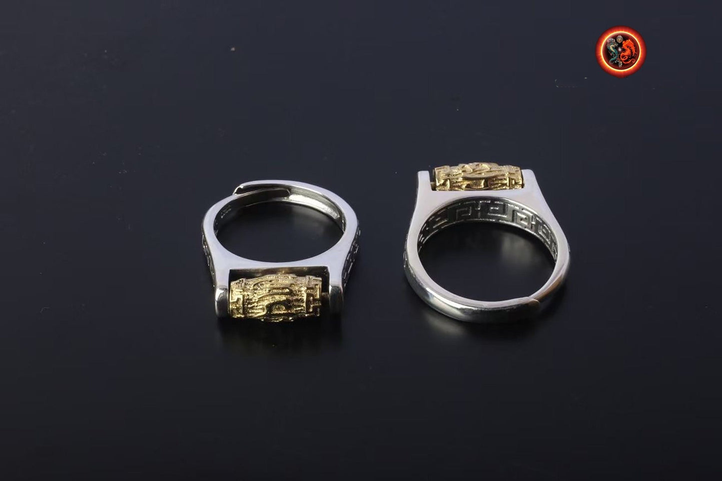 Bague bouddhiste tibétaine. Moulin a priere tournant mantra de la compassion "om mani padme hum". Argent 925 poinçonné, laiton. Homme/ Femme - obsidian dragon