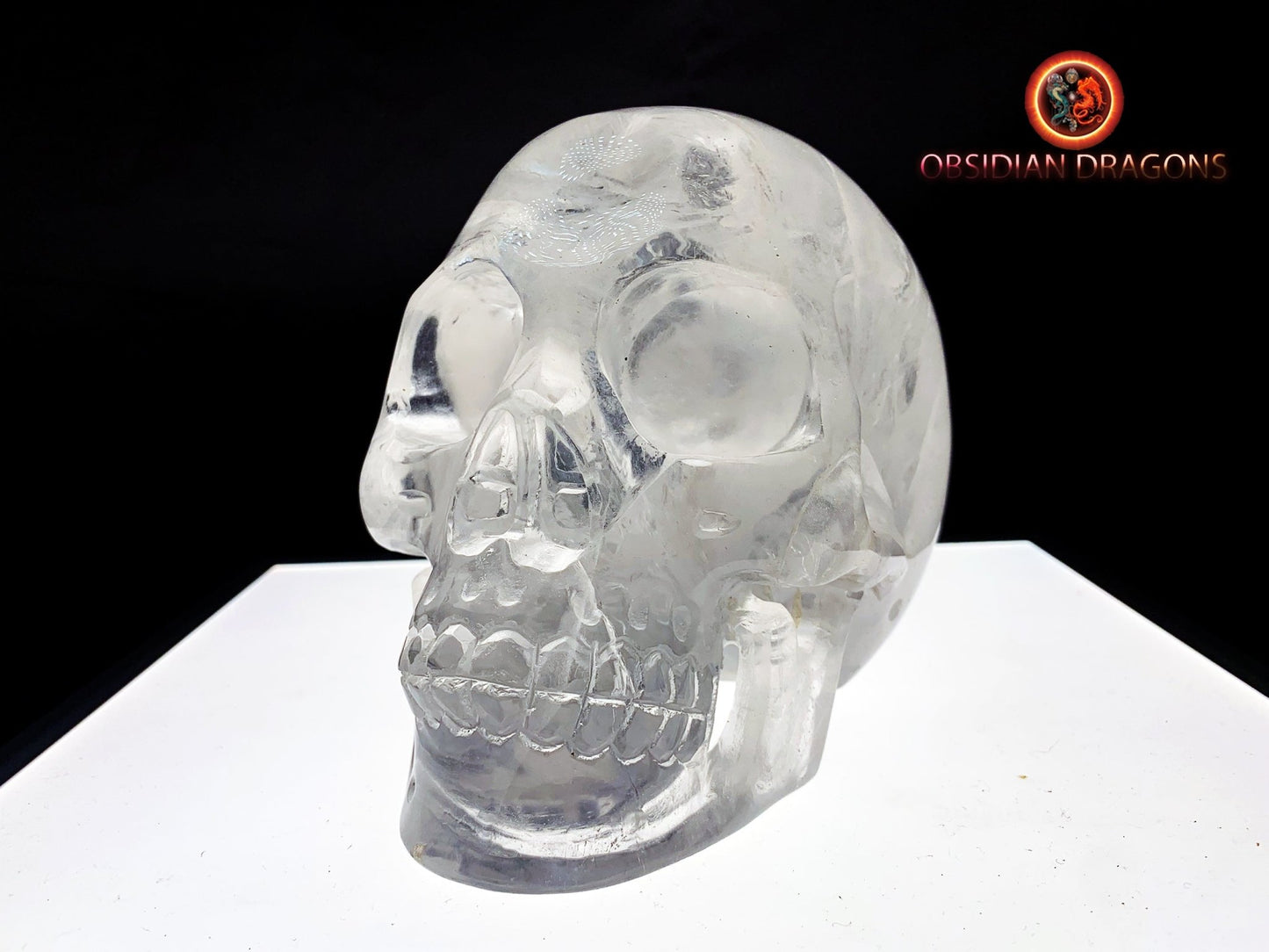 Rare grand crâne de Cristal artisanal