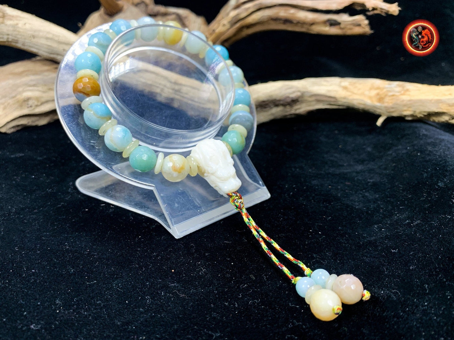 bracelet dragon Amazonite arc en ciel, os de buffle. Monté sur cordon traditionnel pour mala. Noeud coulissant adaptable à toutes tailles - obsidian dragon