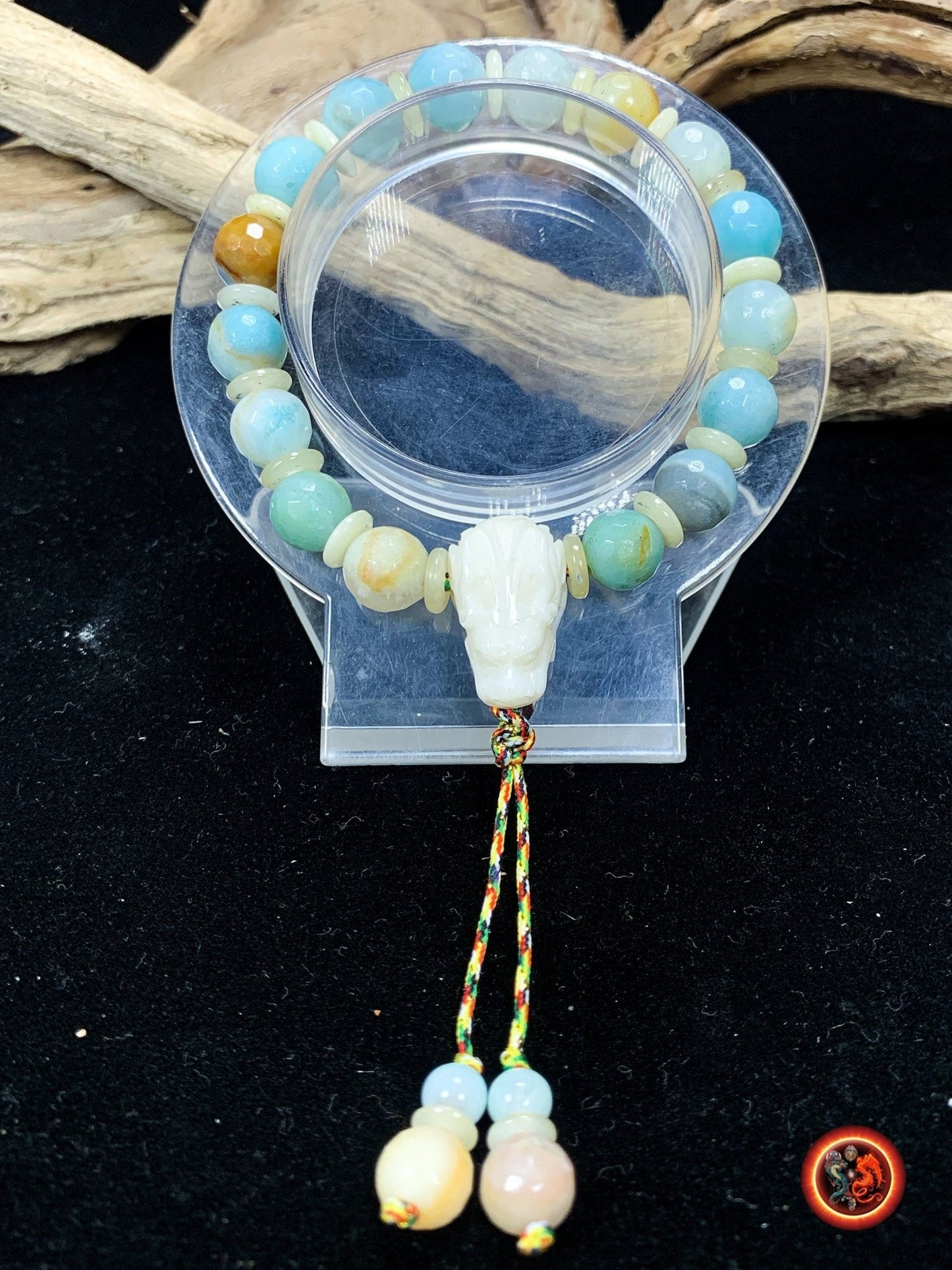 bracelet dragon Amazonite arc en ciel, os de buffle. Monté sur cordon traditionnel pour mala. Noeud coulissant adaptable à toutes tailles - obsidian dragon
