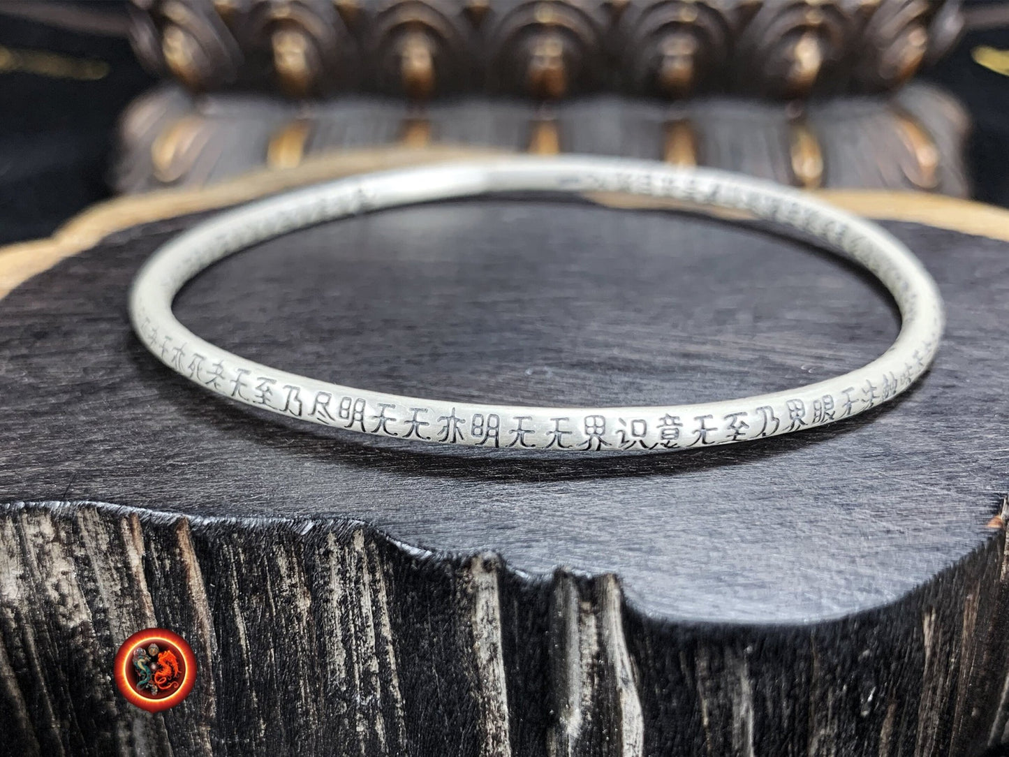 Bracelet jonc bouddhiste sutra du coeur argent 999/1000ème.Sutra gravé à l'extérieur et à l'intérieur du bracelet. - obsidian dragon