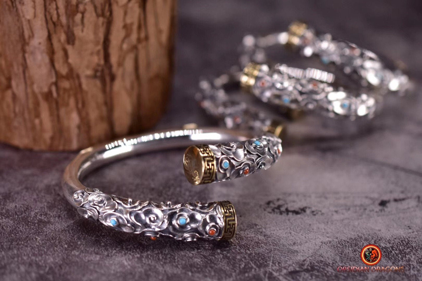 Bracelet manchette ethnique argent massif. Protection du roi singe. Baton de sun wu kong - obsidian dragon