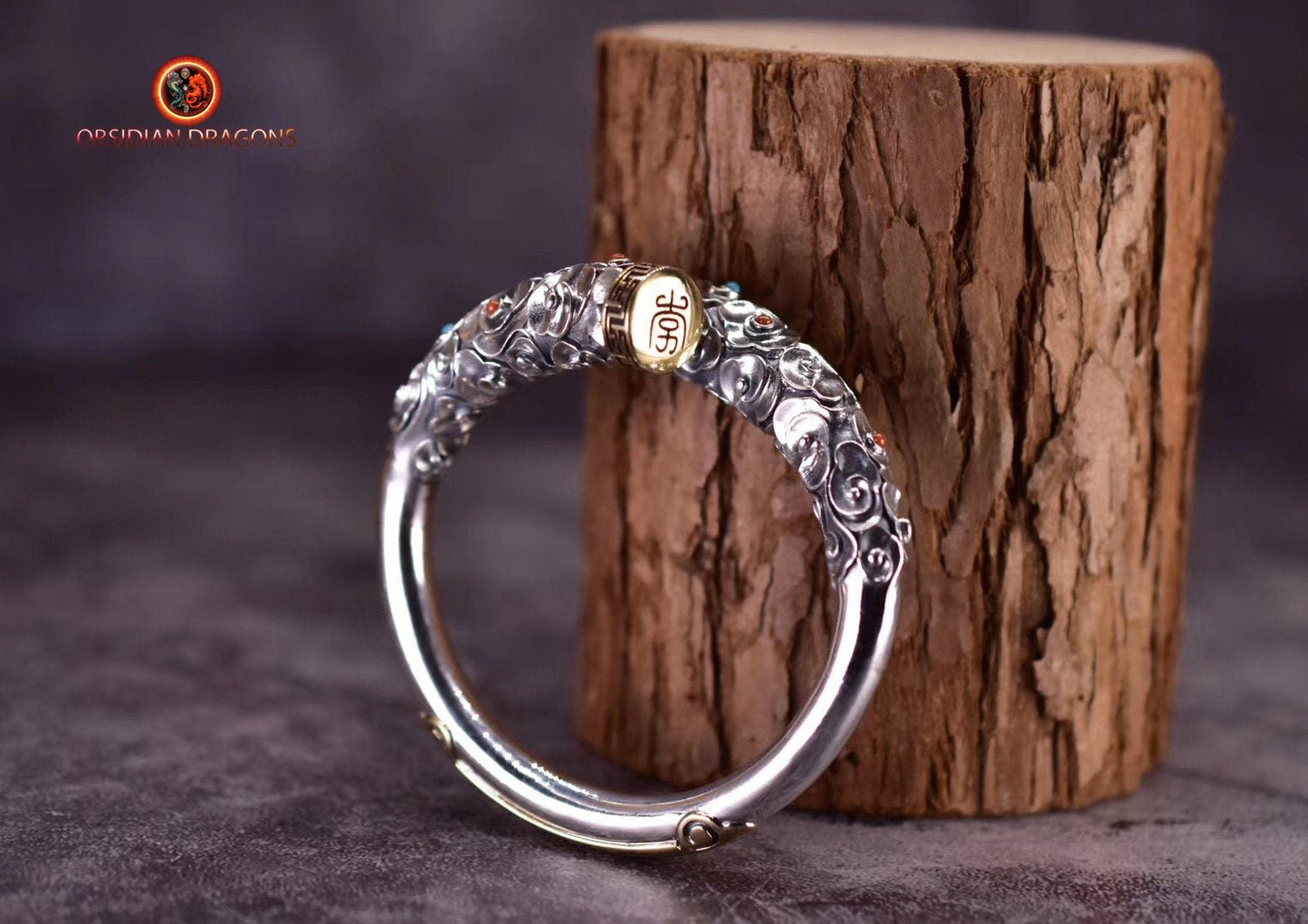 Bracelet manchette ethnique argent massif. Protection du roi singe. Baton de sun wu kong - obsidian dragon