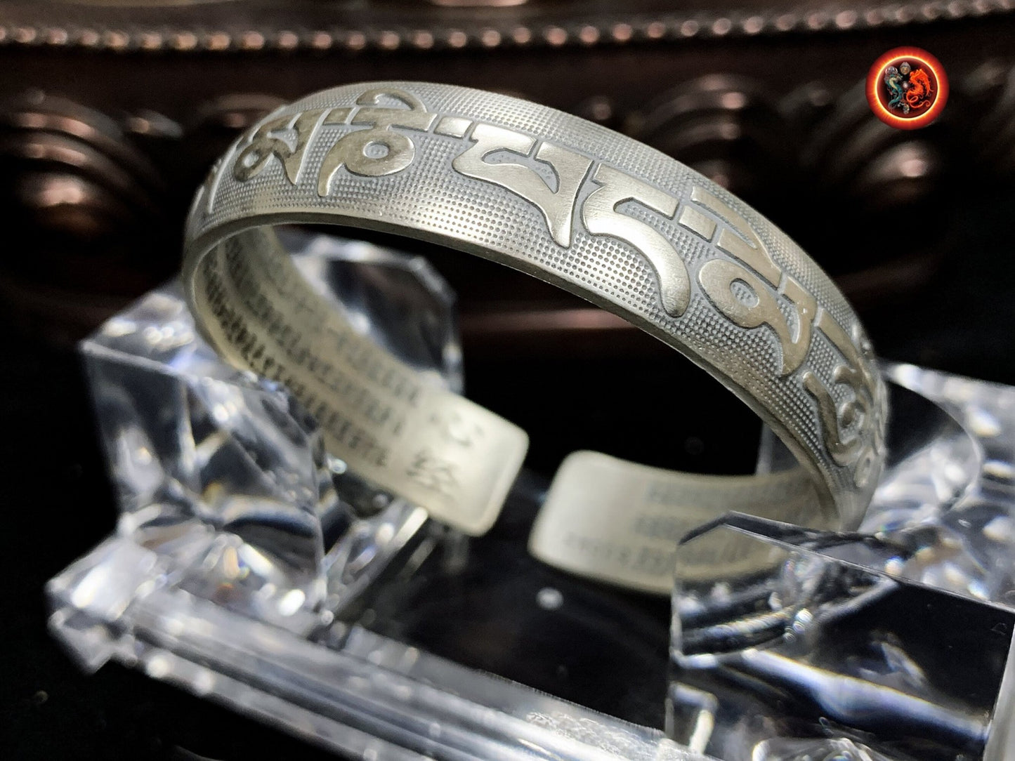 Bracelet manchette mantra de la compassion- argent 999
