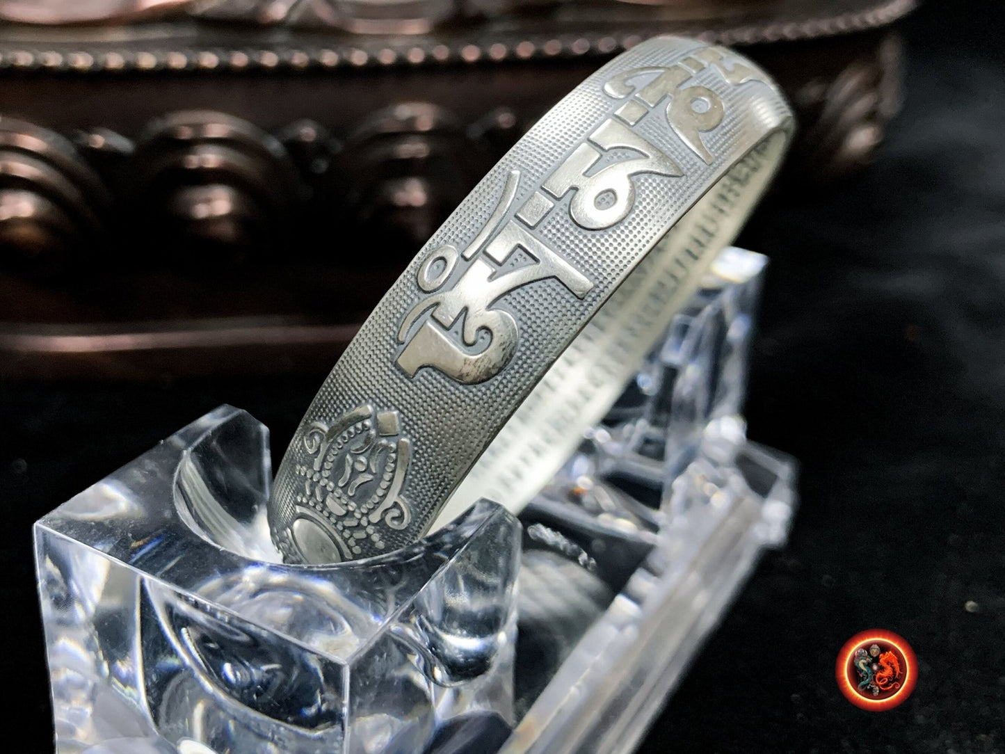 Bracelet manchette mantra de la compassion- argent 999