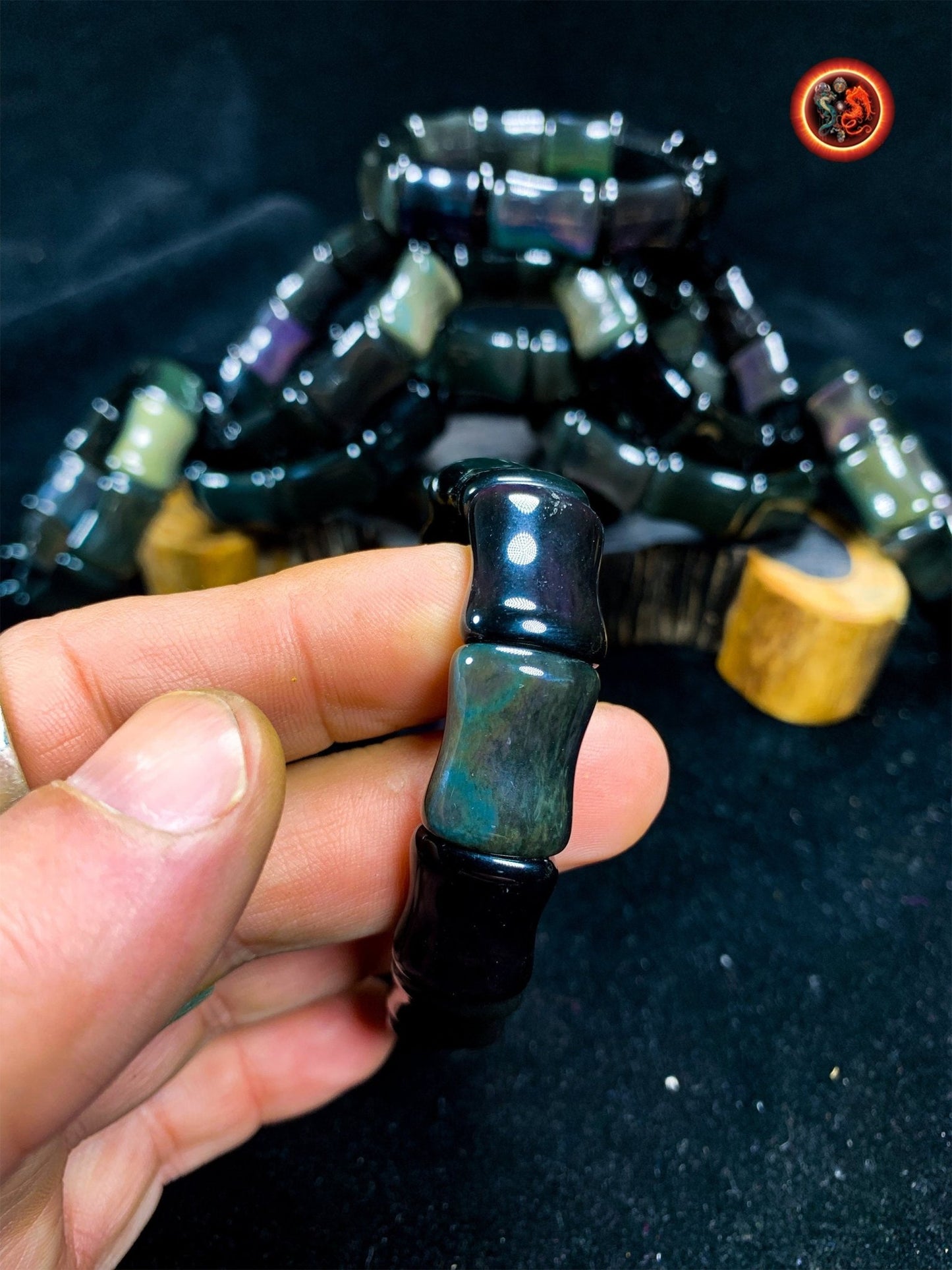 bracelet en obsidienne oeil celeste d'excellente qualité. taille bambou 15 sur 13 sur 9mm. Originaire du Mexique, naturelle et expertisée. - obsidian dragon