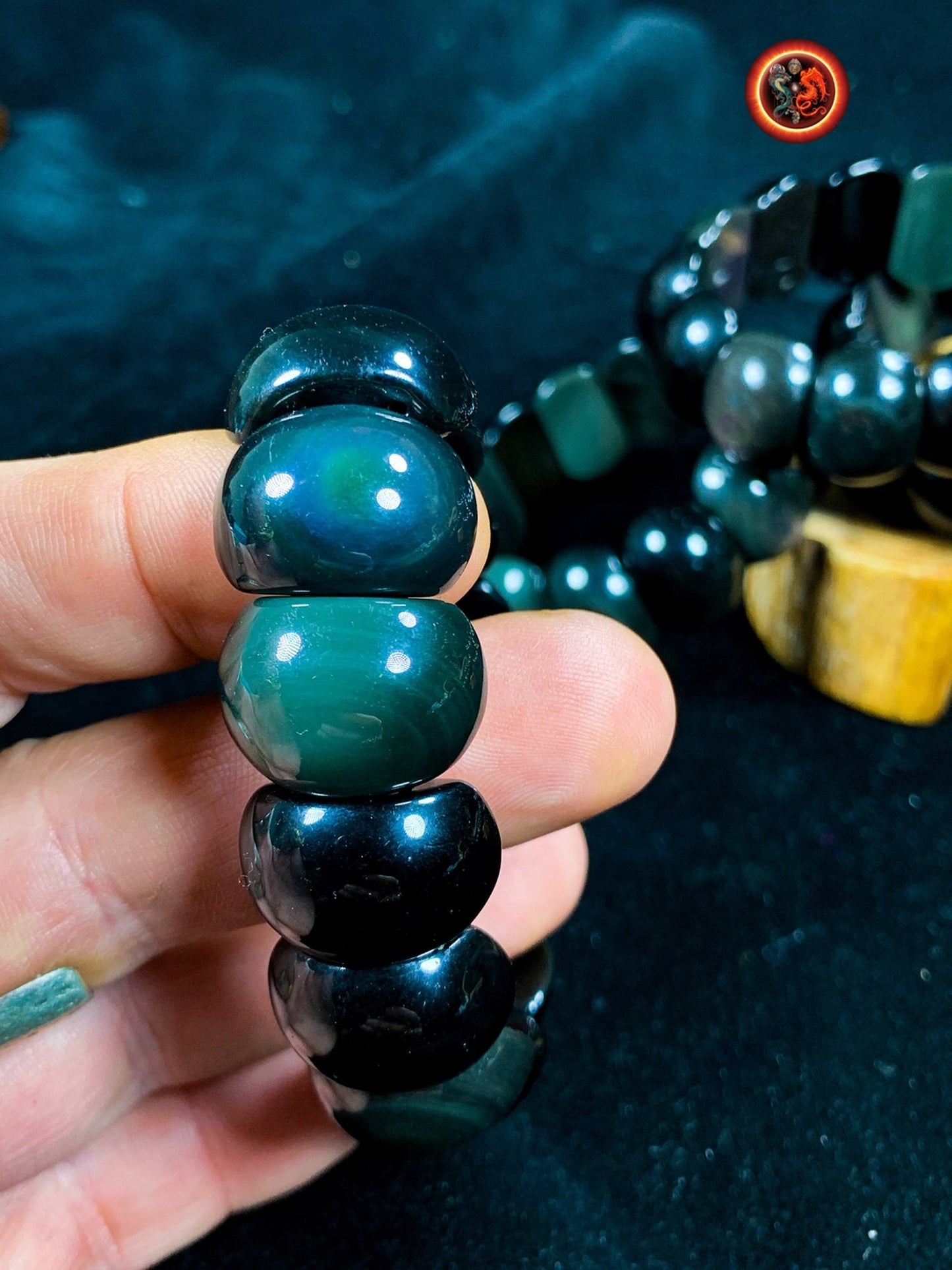 bracelet en obsidienne oeil celeste d'excellente qualité. Originaire du Mexique, naturelle et expertisée. Plaque de 20mm sur 15mm sur 9mm - obsidian dragon