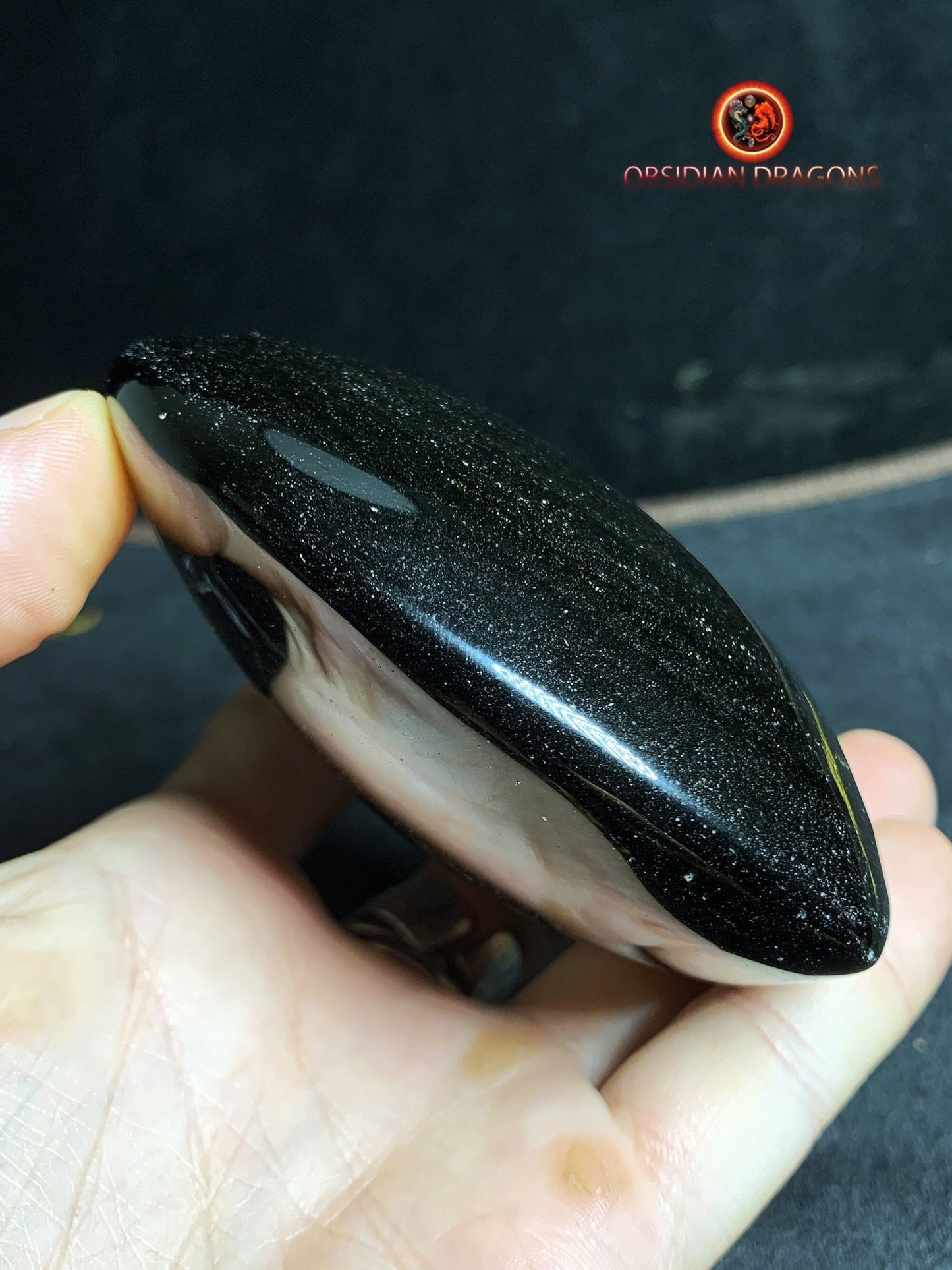 Coeur en obsidienne dorée
