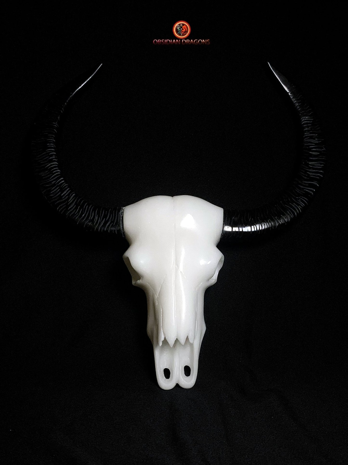 Crâne de Yak en Jade Noir et Blanc- artisanal