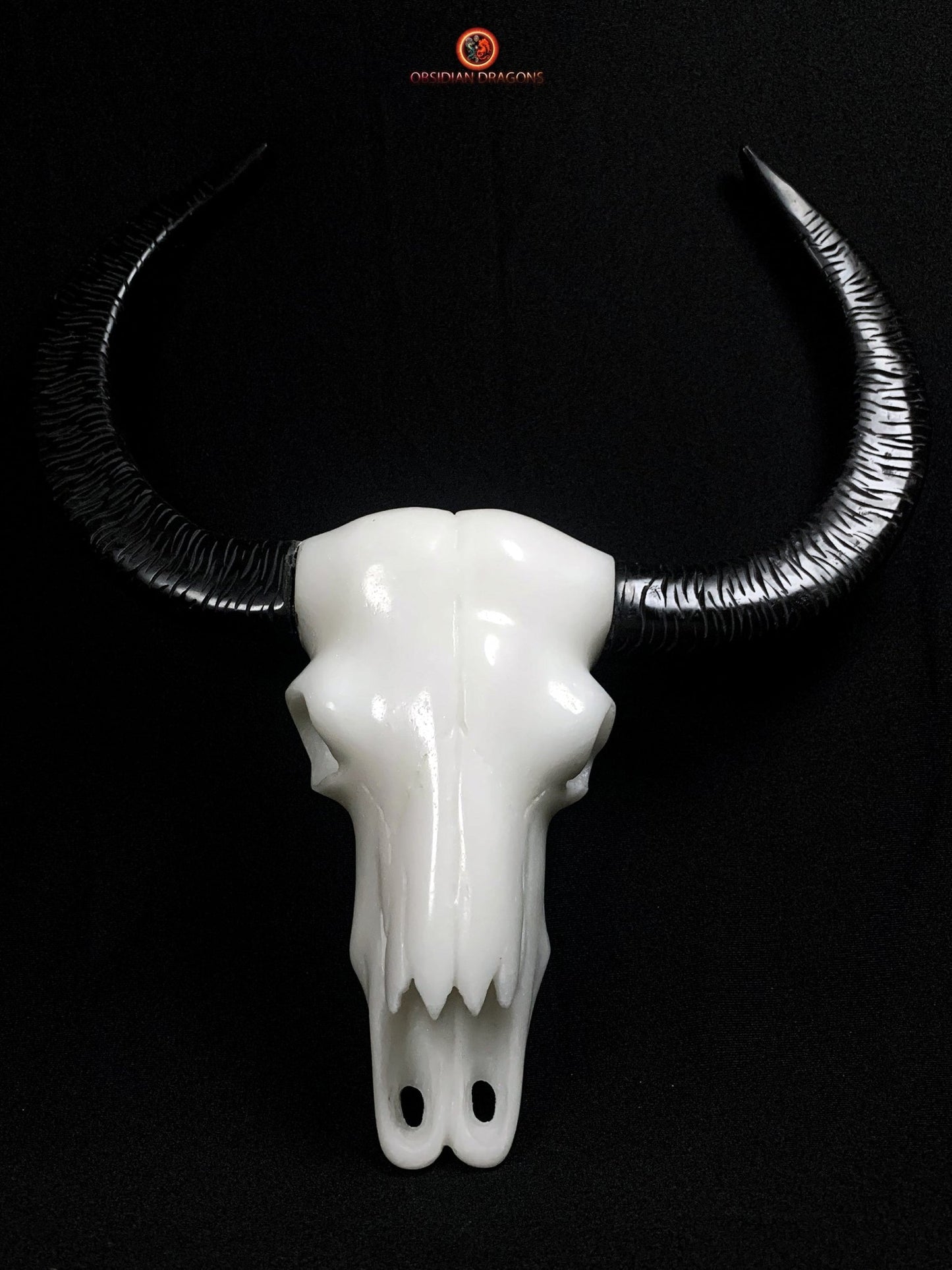 Crâne de Yak en Jade Noir et Blanc- artisanal