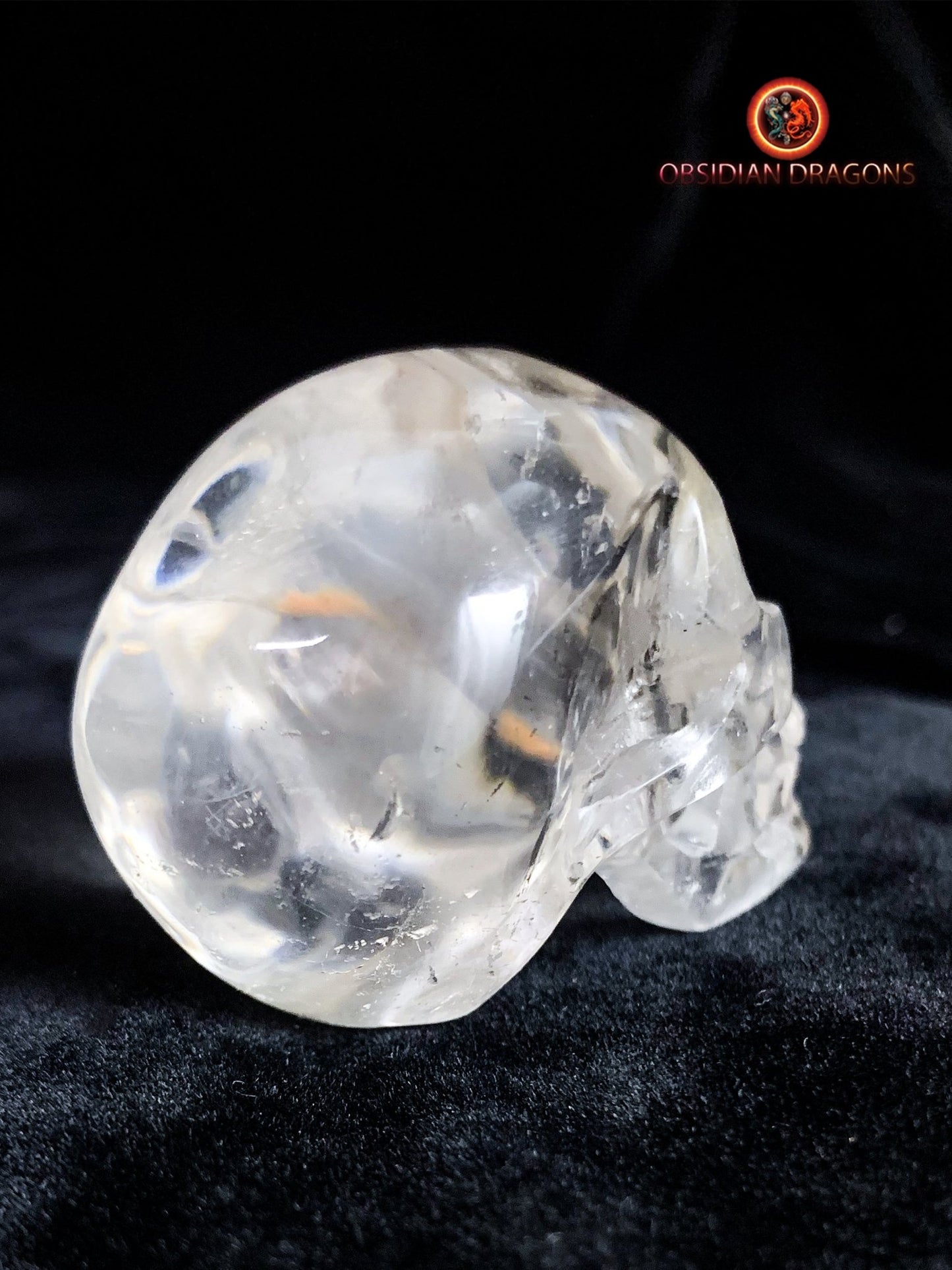 Petit crâne en cristal de roche himalayen- artisanal.