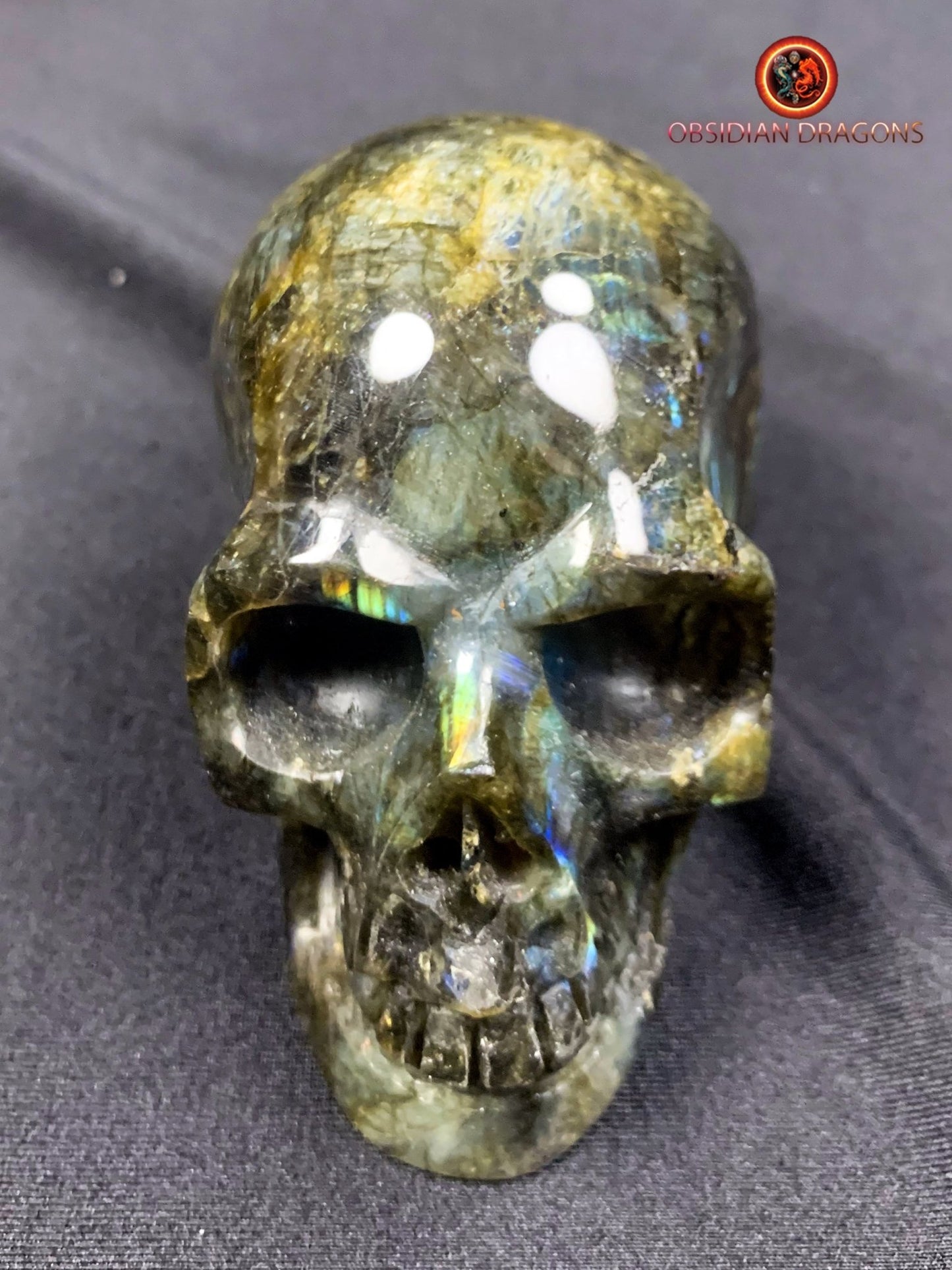crâne de cristal en labradorite- artisanal