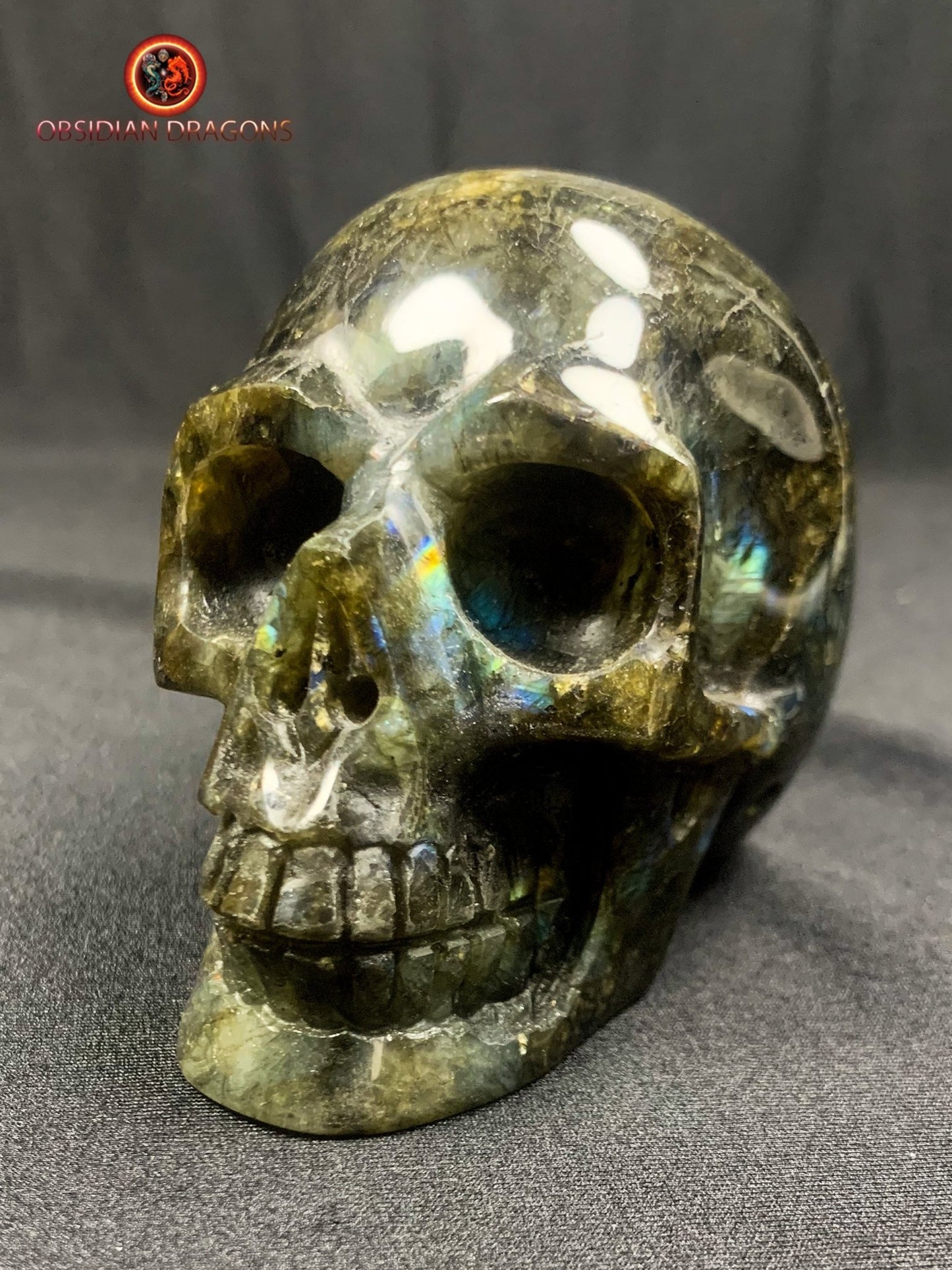 crâne de cristal en labradorite- artisanal