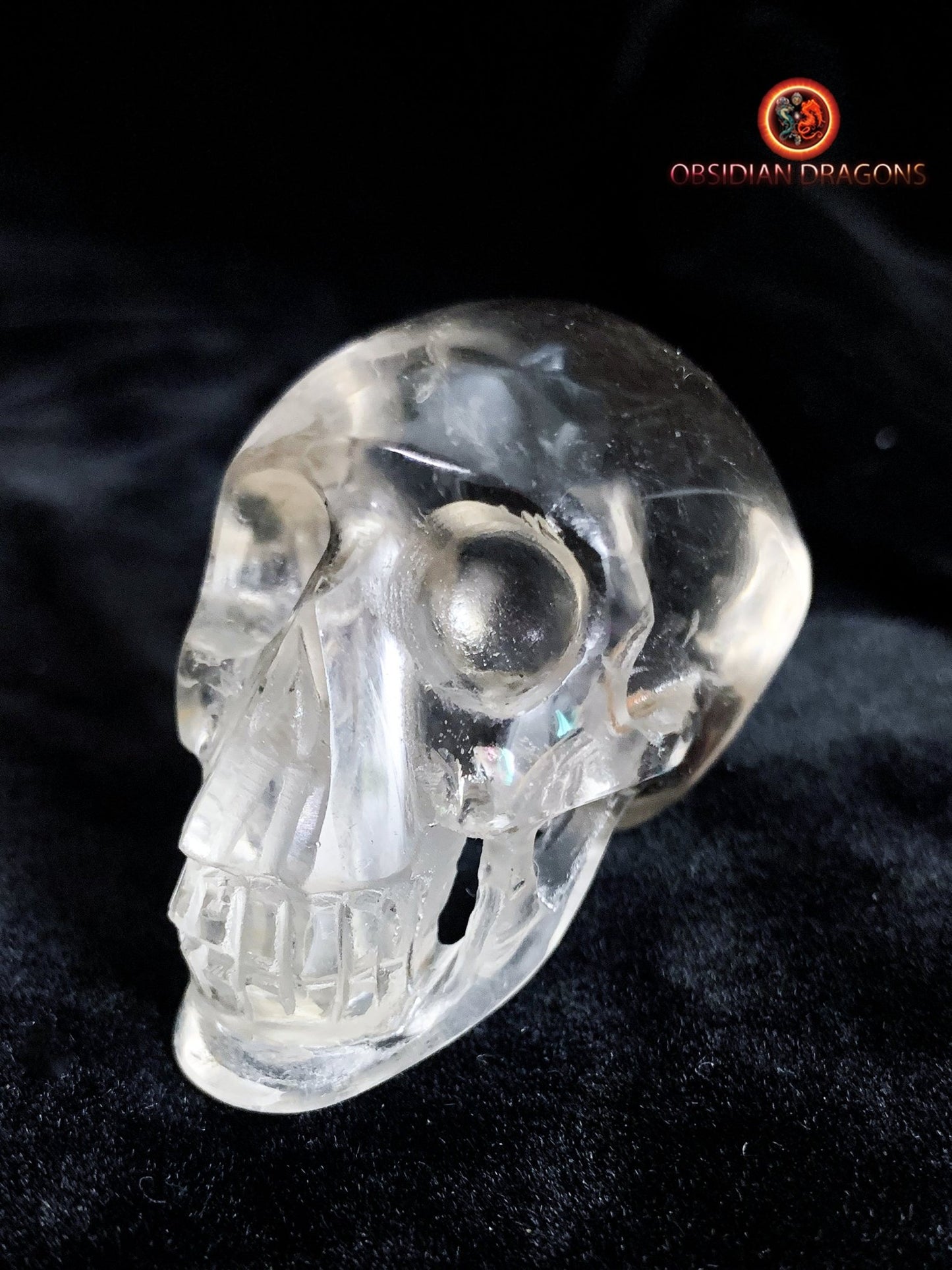 Petit crâne en cristal de roche himalayen- artisanal.