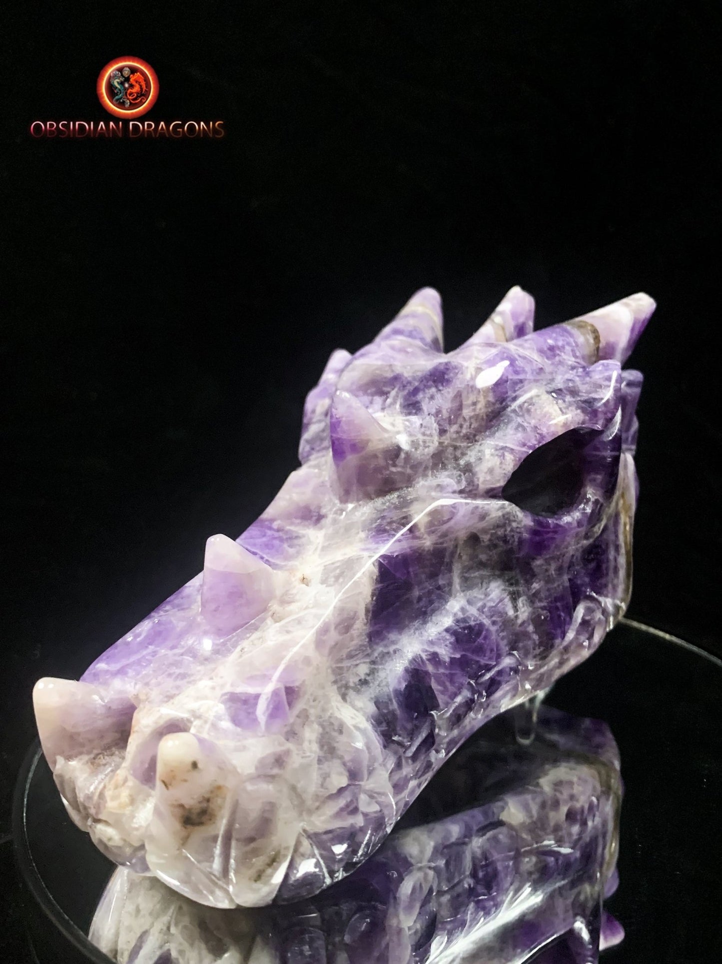 Grand crâne de dragon en améthyste- Artisanal