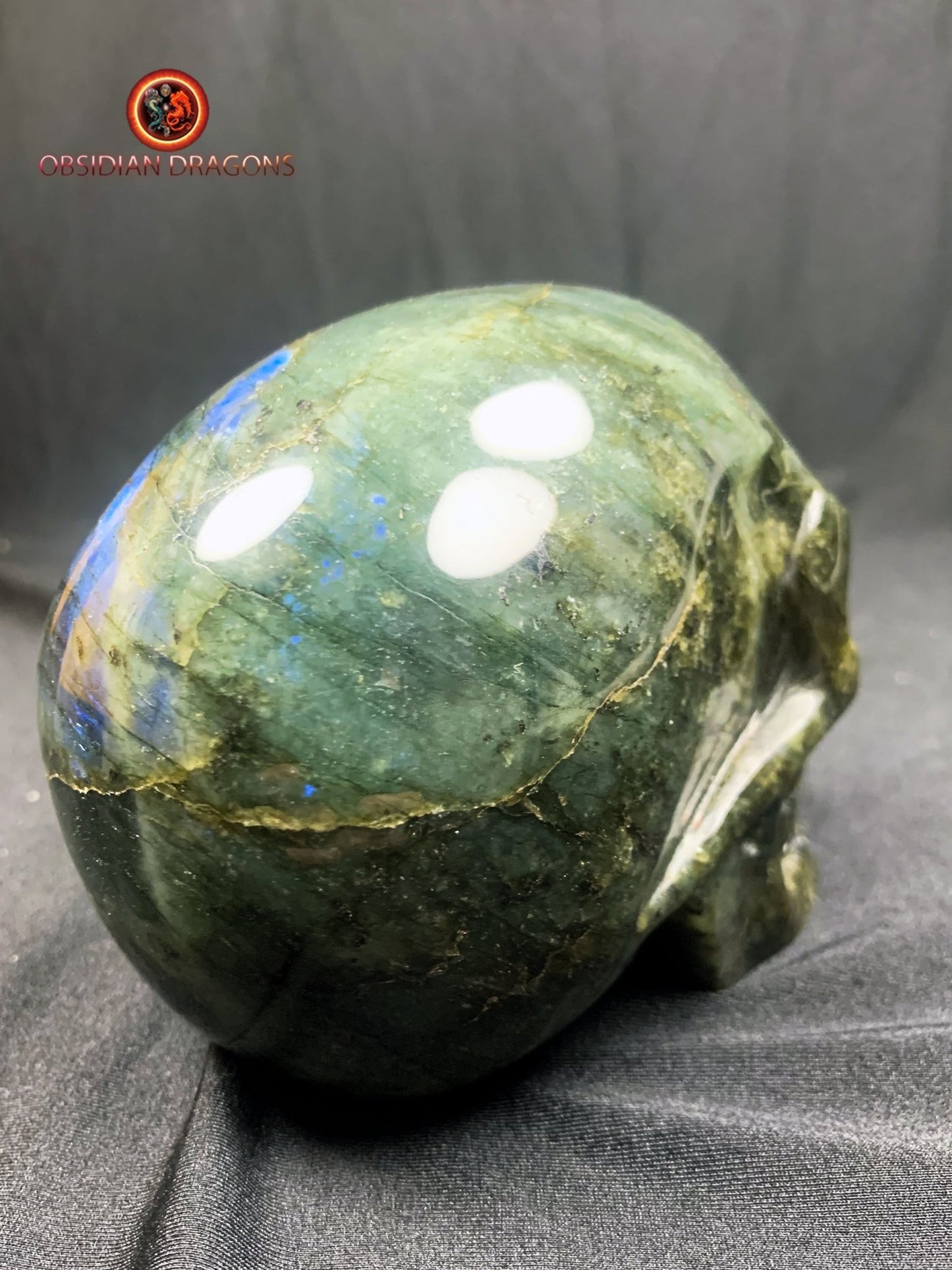 crâne de cristal en labradorite naturelle