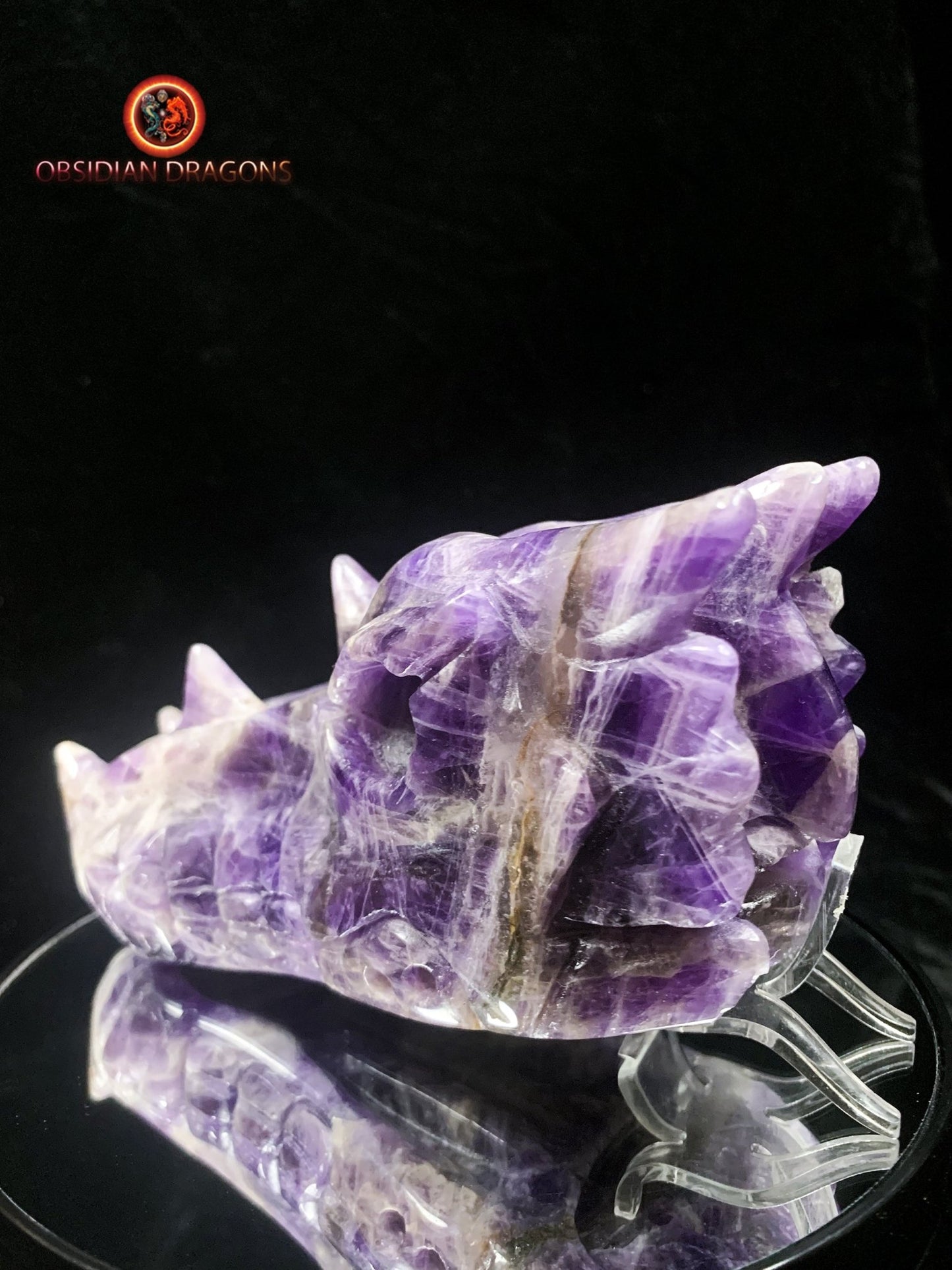 Grand crâne de dragon en améthyste- Artisanal