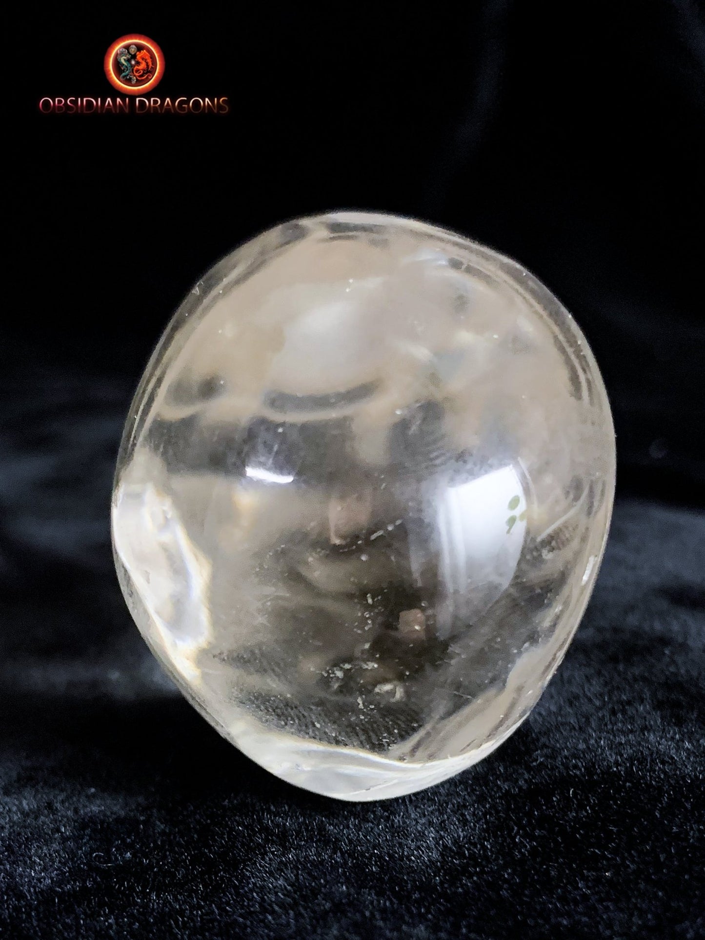 Petit crâne en cristal de roche himalayen- artisanal.