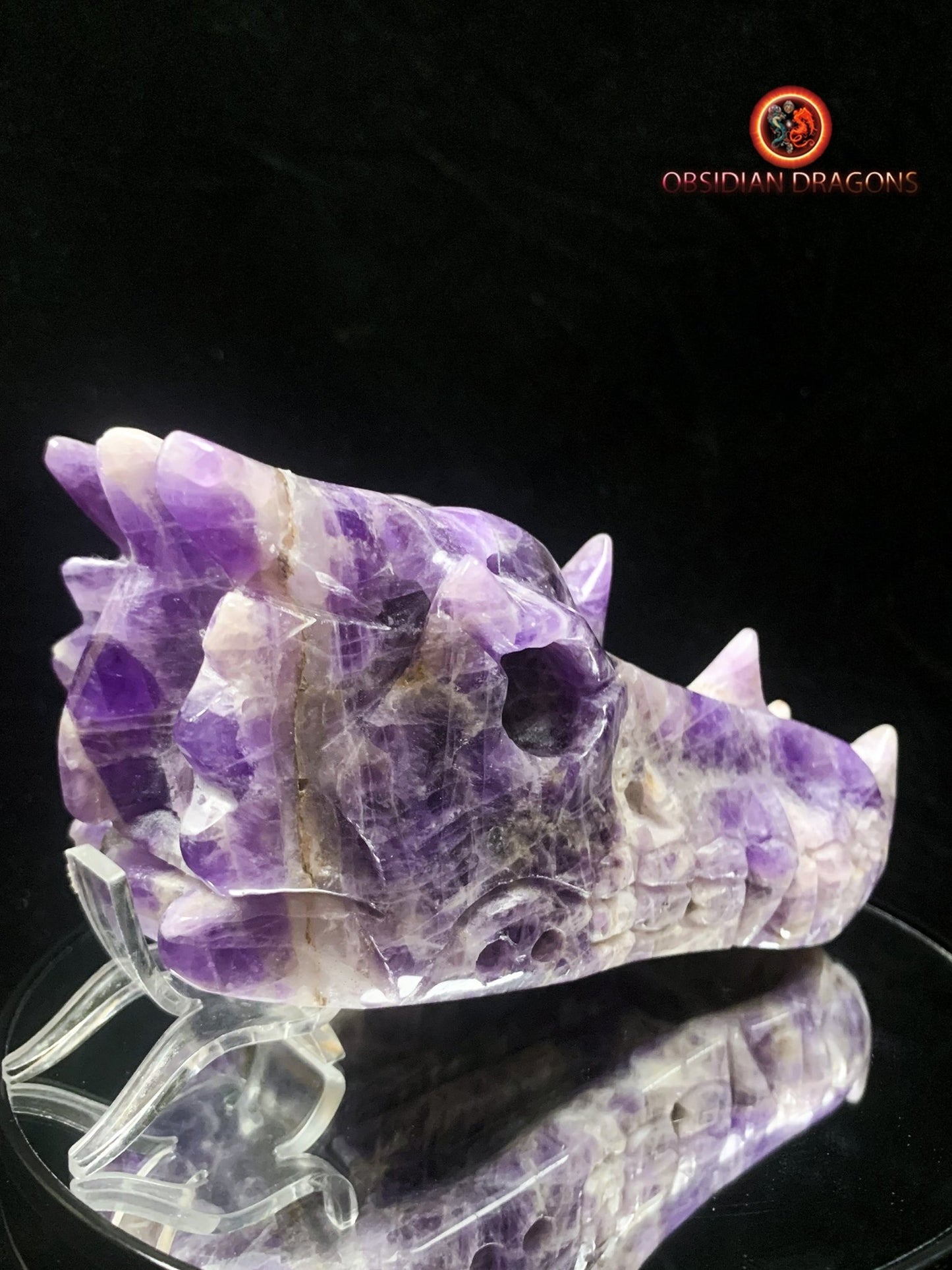 Grand crâne de dragon en améthyste- Artisanal