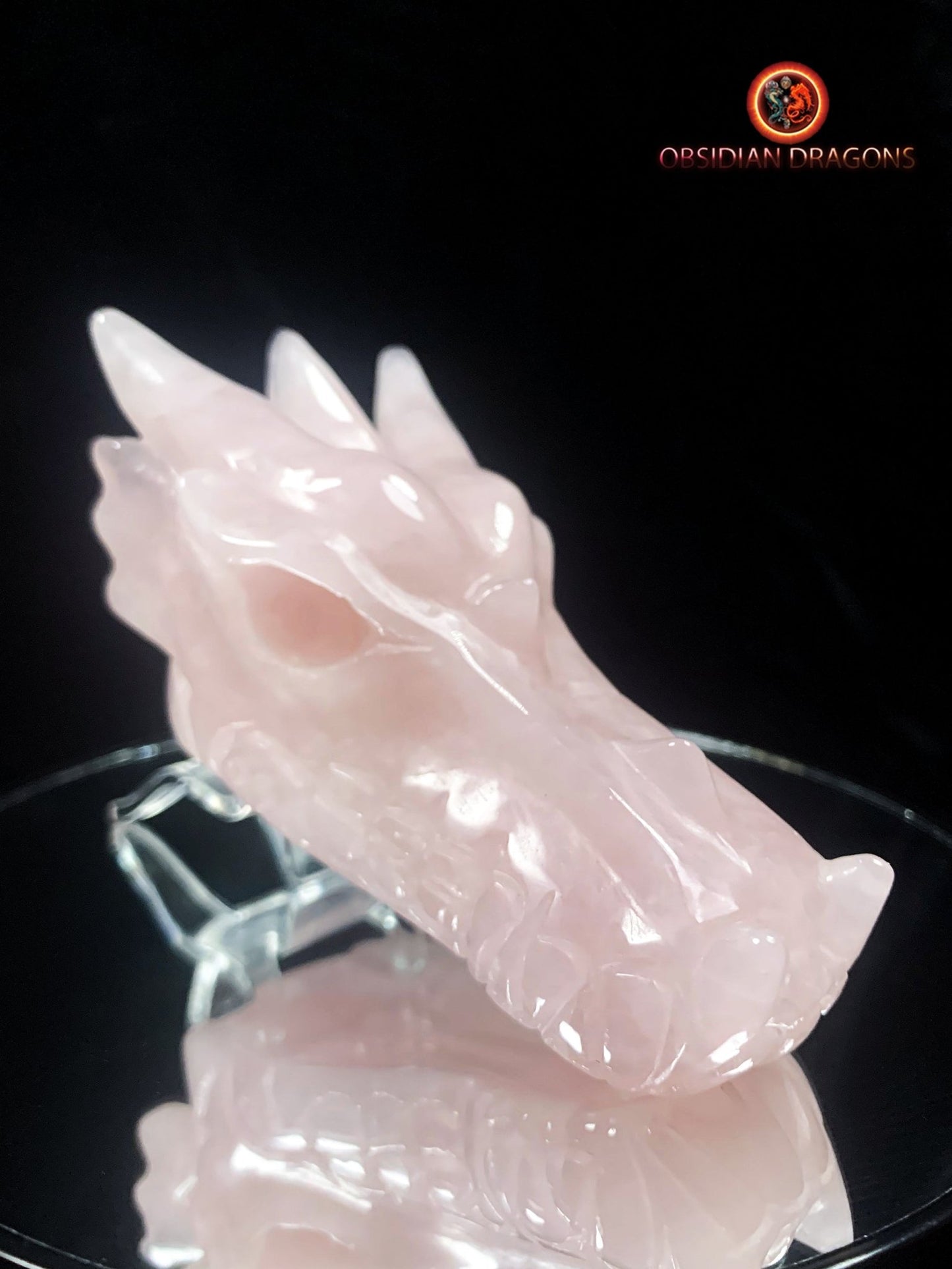 Crâne de dragon en quartz rose- pièce unique