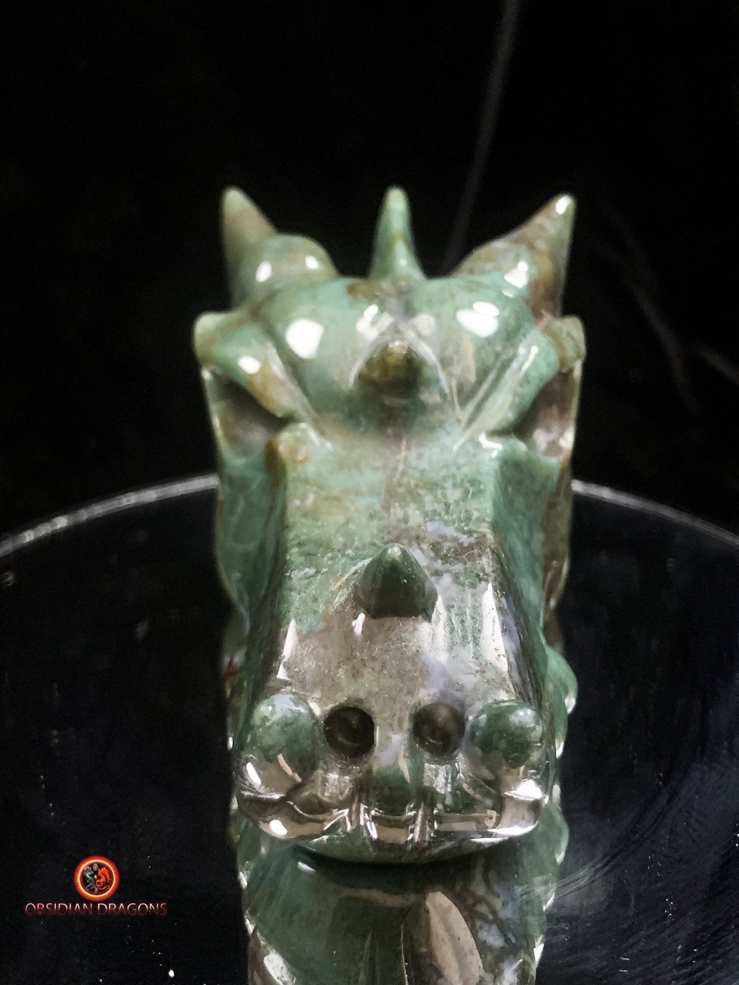 Crâne de dragon sculpté en agate mousse- naturel | obsidian dragons