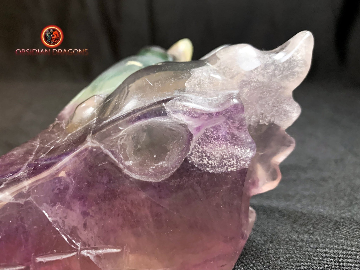 crâne de dragon- artisanal- fluorite- unique