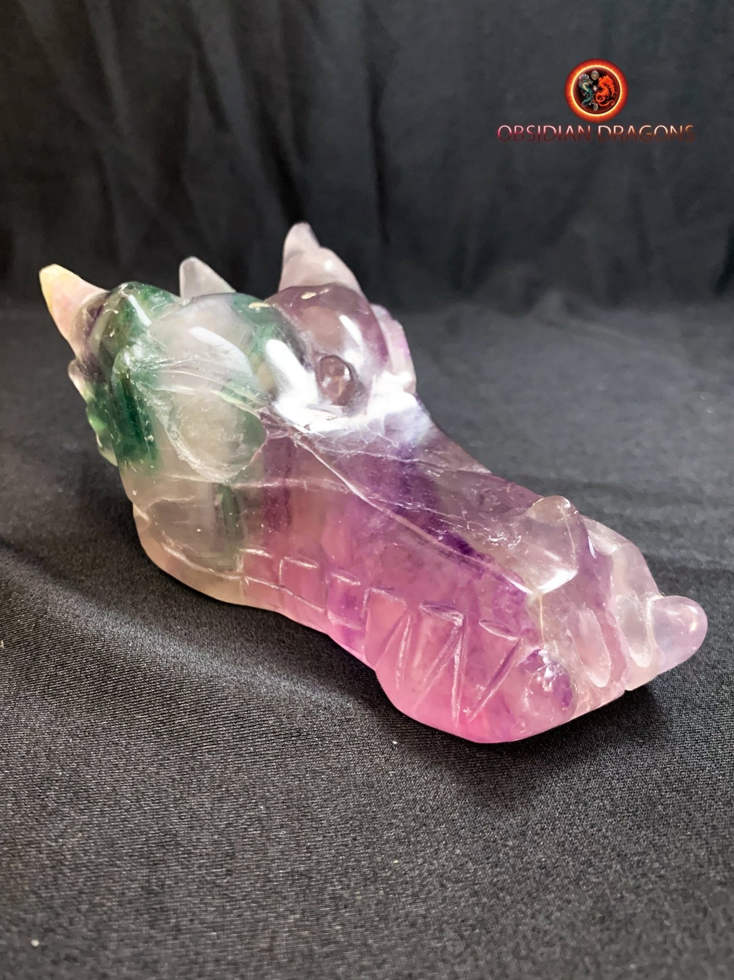crâne de dragon- artisanal- fluorite- unique