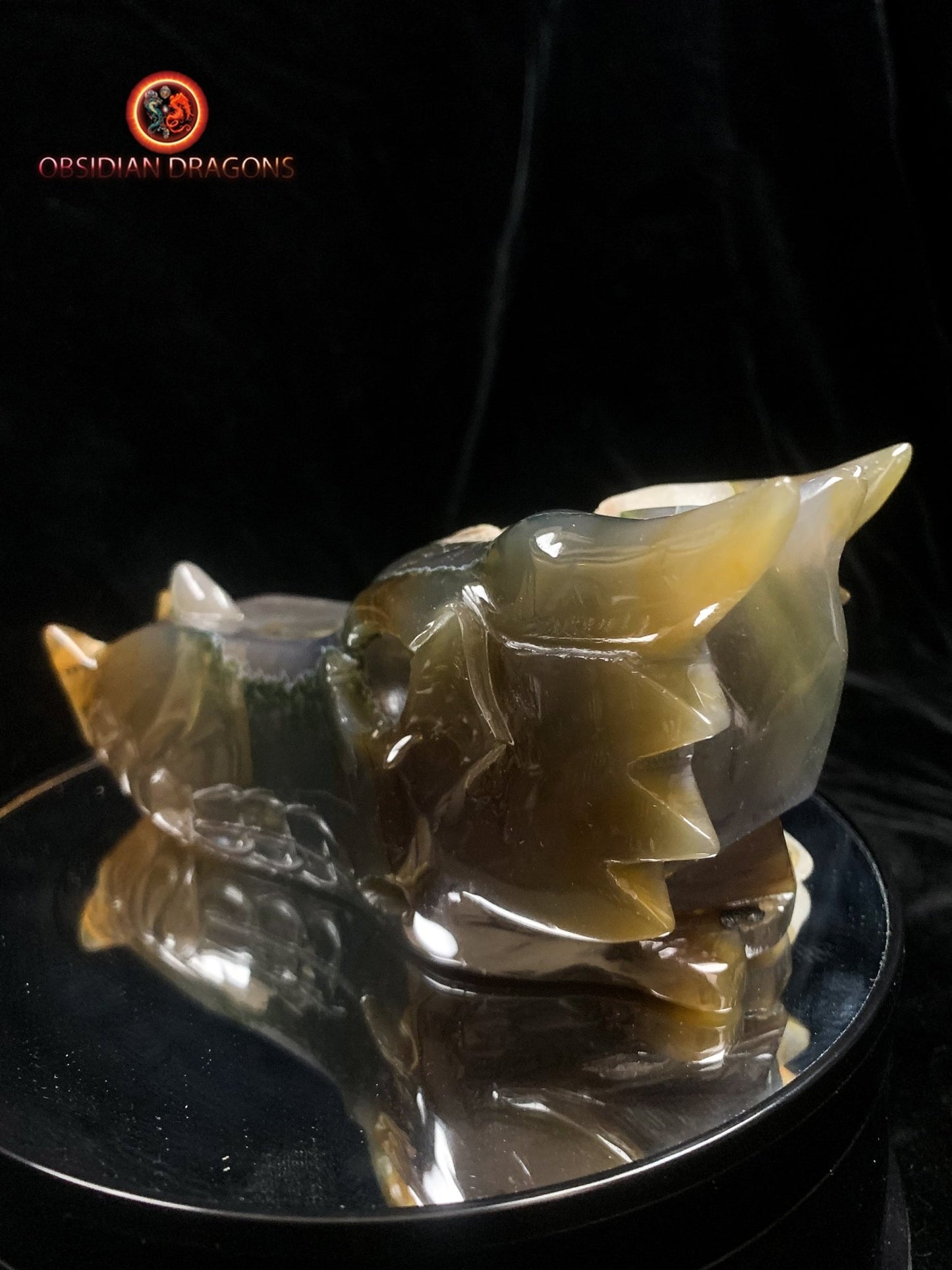 Crâne de dragon- Méditation draconique- Geode de quartz | obsidian dragons