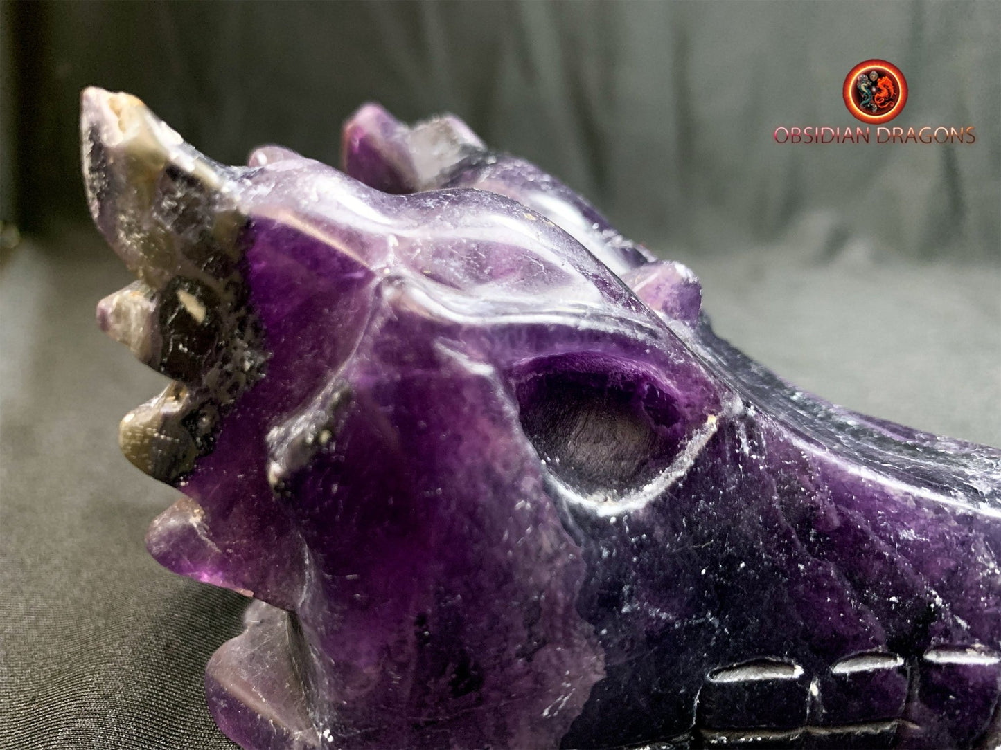 crâne de dragon- artisanal- fluorite- unique