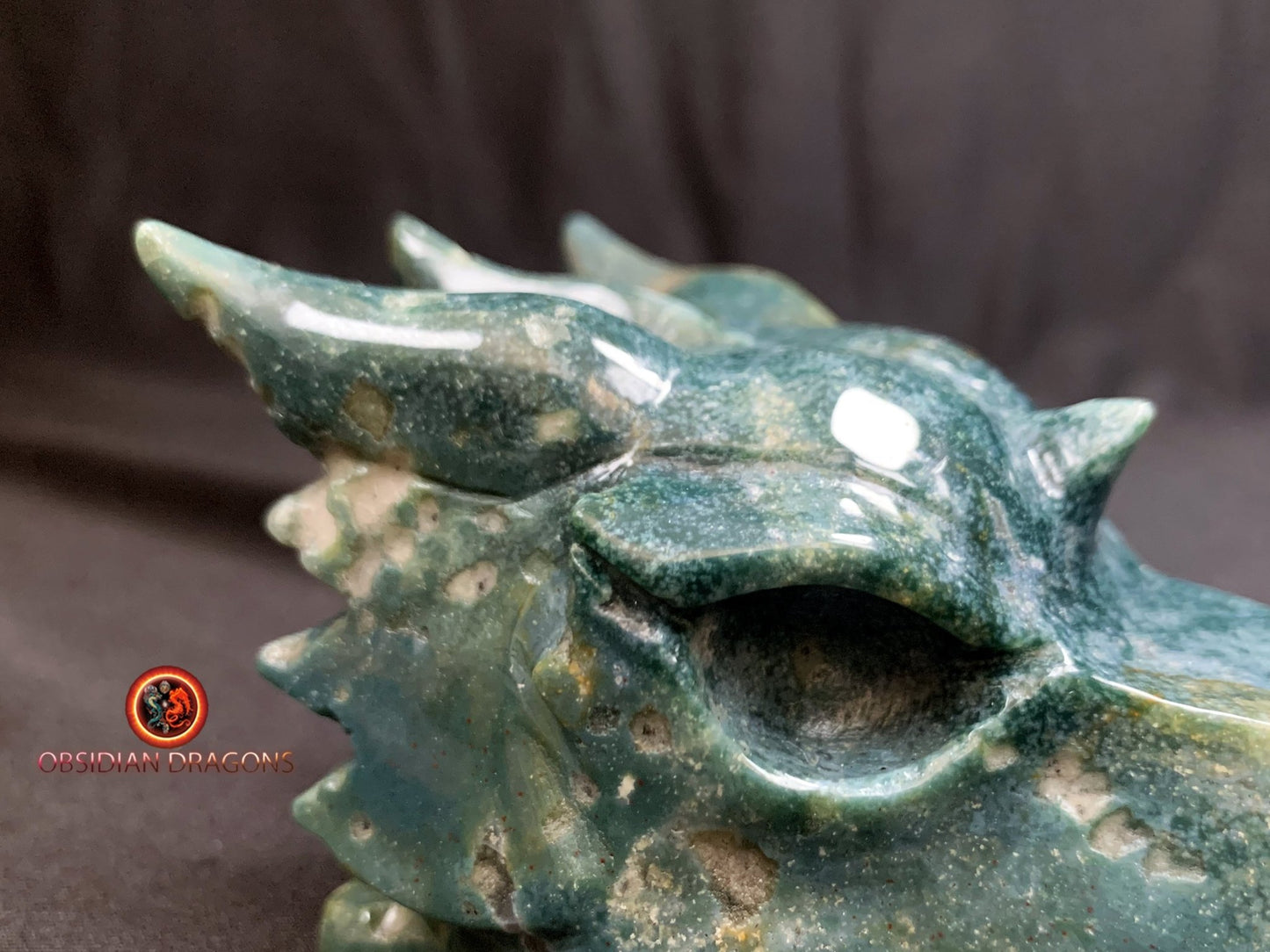 CRÂNE DE DRAGON- ARTISANAL- AGATE MOUSSE-UNIQUE