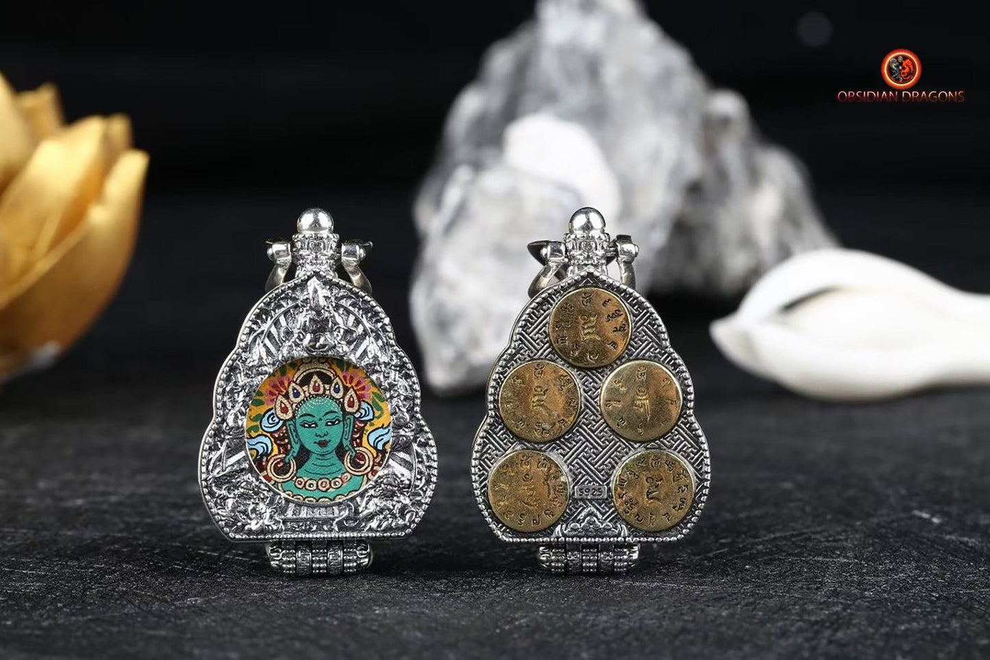 Ghau Tibétain- Tangka artisanal- Tara- Mantras de richesses - obsidian dragons