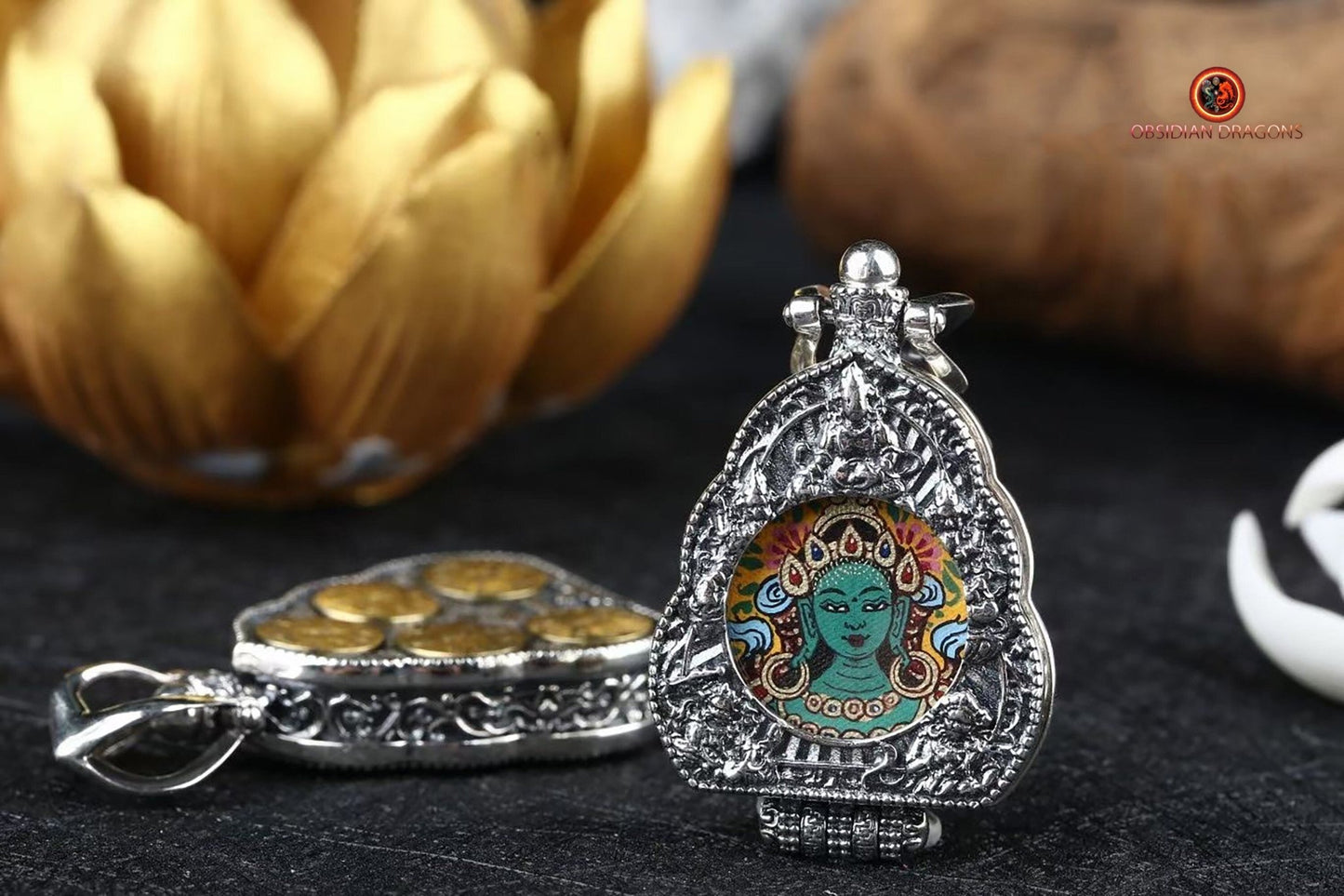 Ghau Tibétain- Tangka artisanal- Tara- Mantras de richesses - obsidian dragons