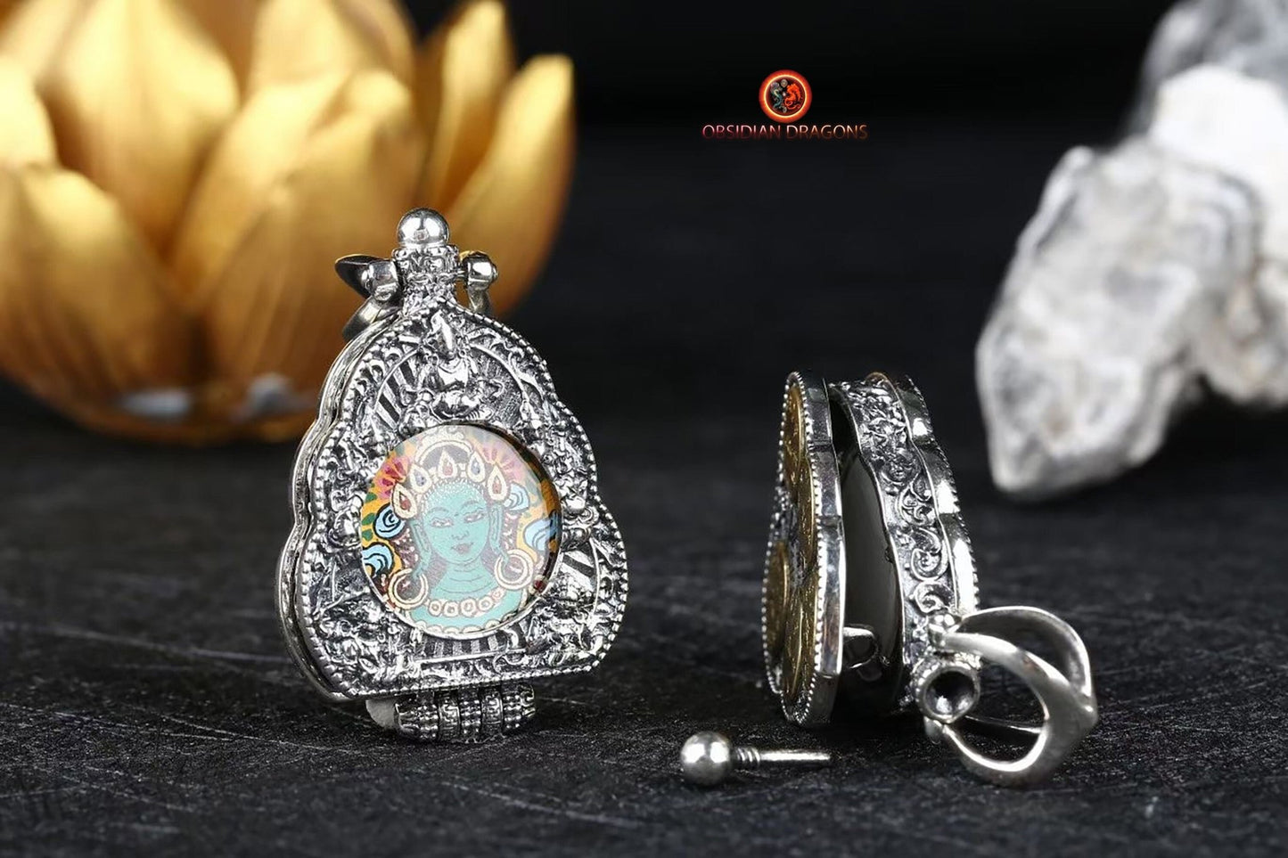 Ghau Tibétain- Tangka artisanal- Tara- Mantras de richesses - obsidian dragons