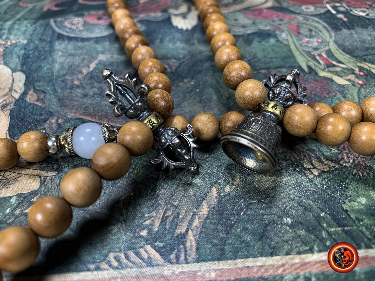 Mala en santal de haute qualité- Pendentif Cherenzi artisanal | obsidian dragons