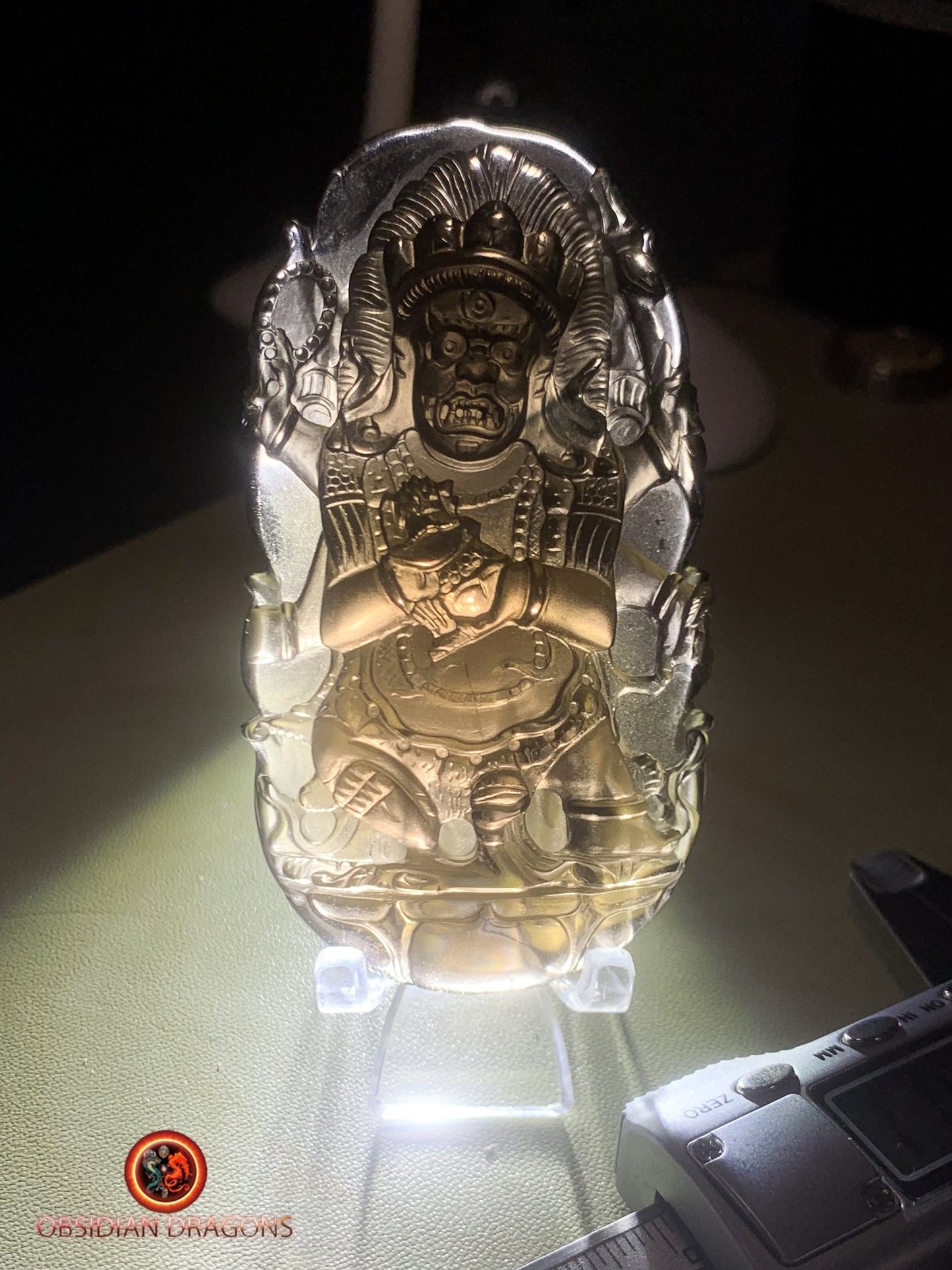 Pierre votive bouddhiste- Mahakala- Quartz fumé- Rare | obsidian dragons