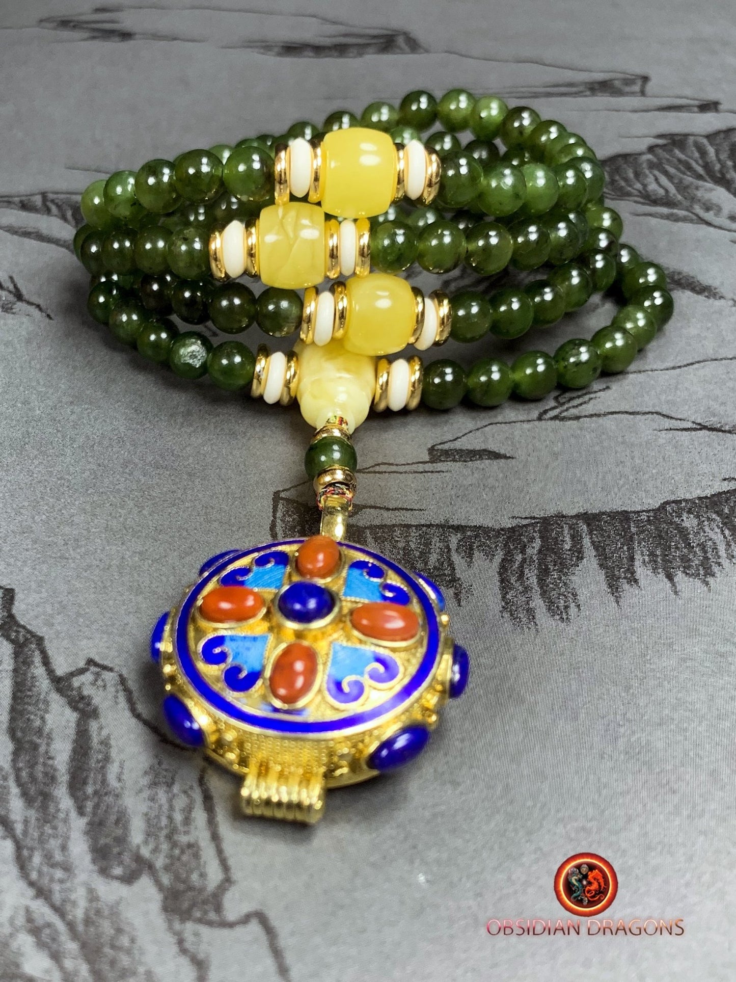 Mala en Jade vert- reliquaire bouddhiste