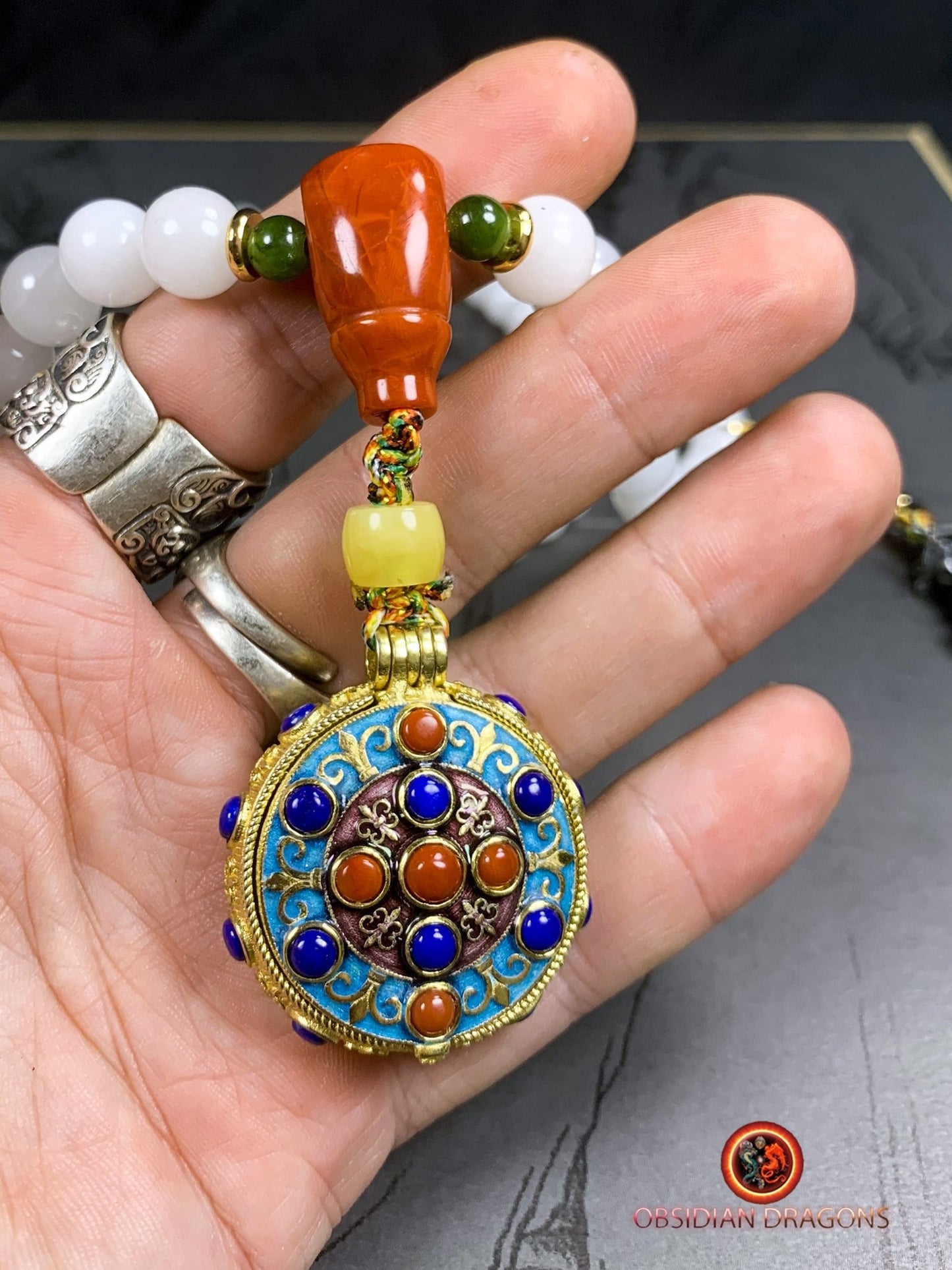 mala en jade blanc- ambre- agate nan hong