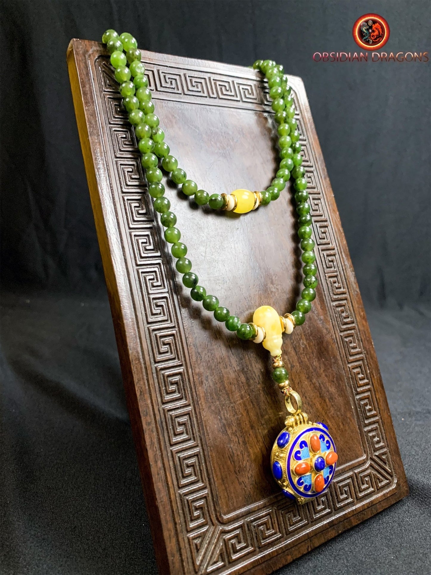 Mala en Jade vert- reliquaire bouddhiste