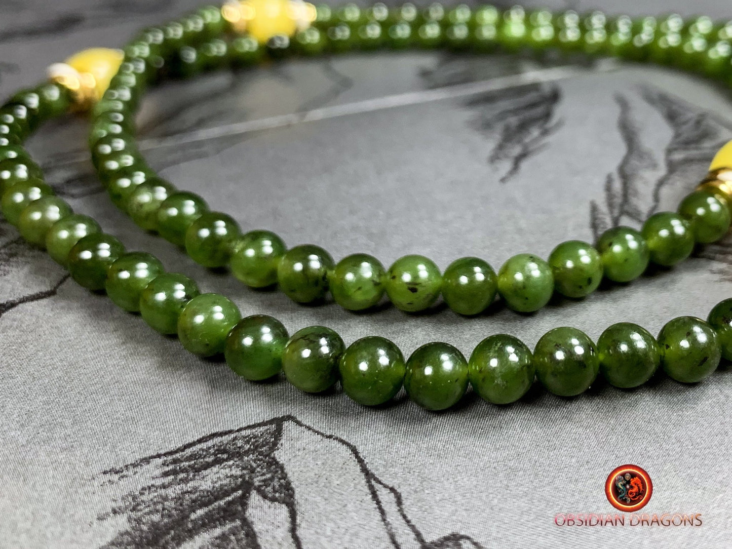 Mala en Jade vert- reliquaire bouddhiste