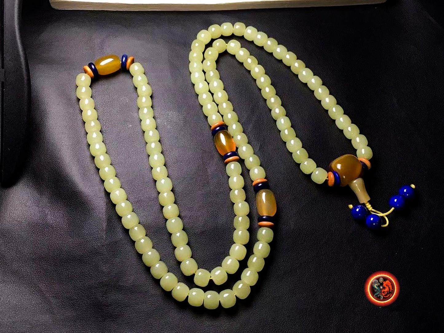 Mala chapelet bouddhiste Prière et méditation 108 perles de jade Nephrite exceptionnel entièrement naturel sans aucun traitement expertisé - obsidian dragon