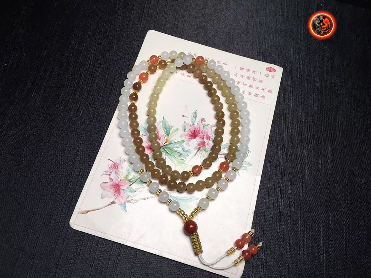 Mala, chapelet bouddhiste. Prière et méditation 108 perles de jade Nephrite entièrement naturel garanti sans aucun traitement et expertisé. - obsidian dragon