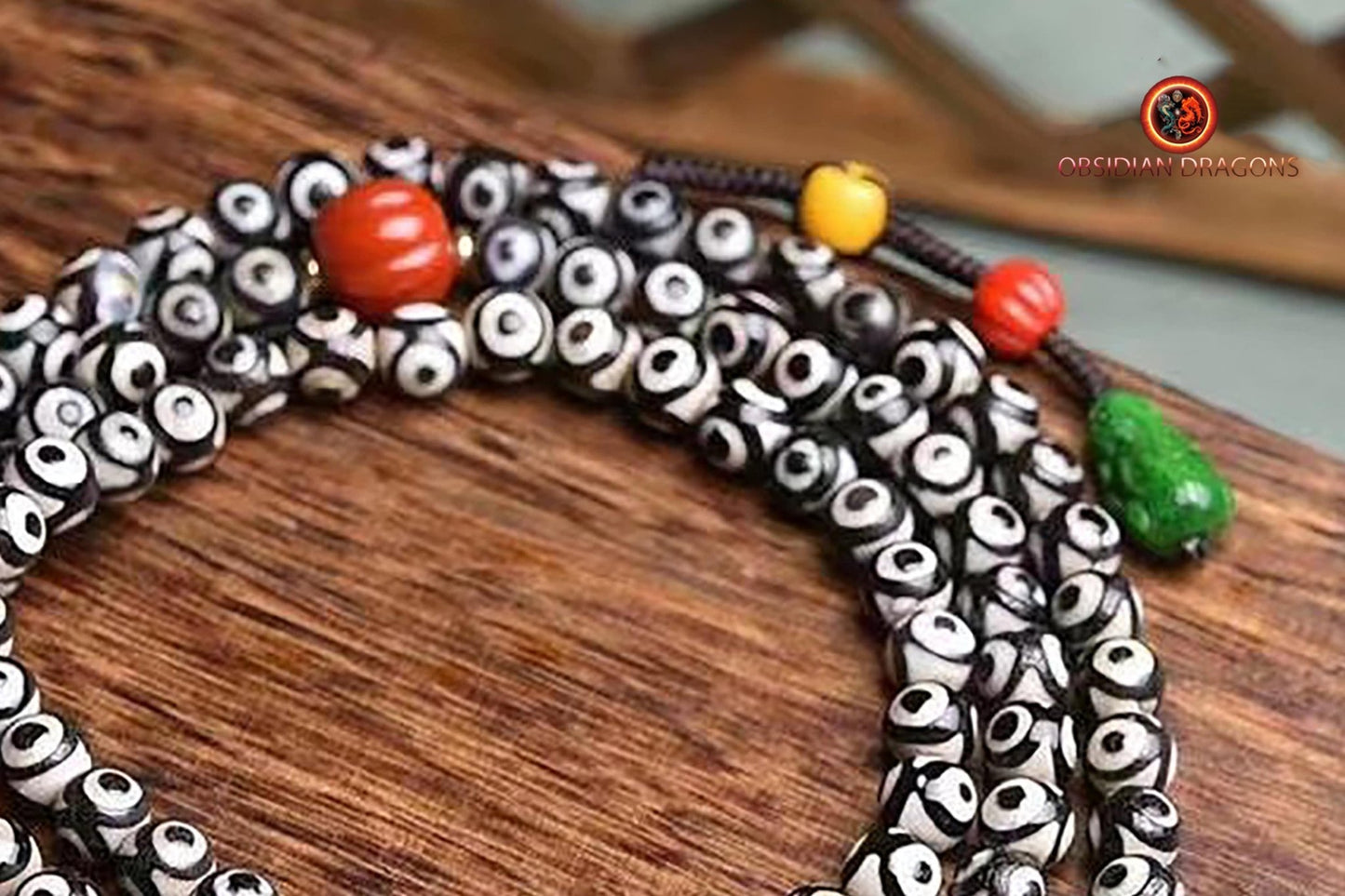 Mala tibétain traditionnel- 108 DZIS