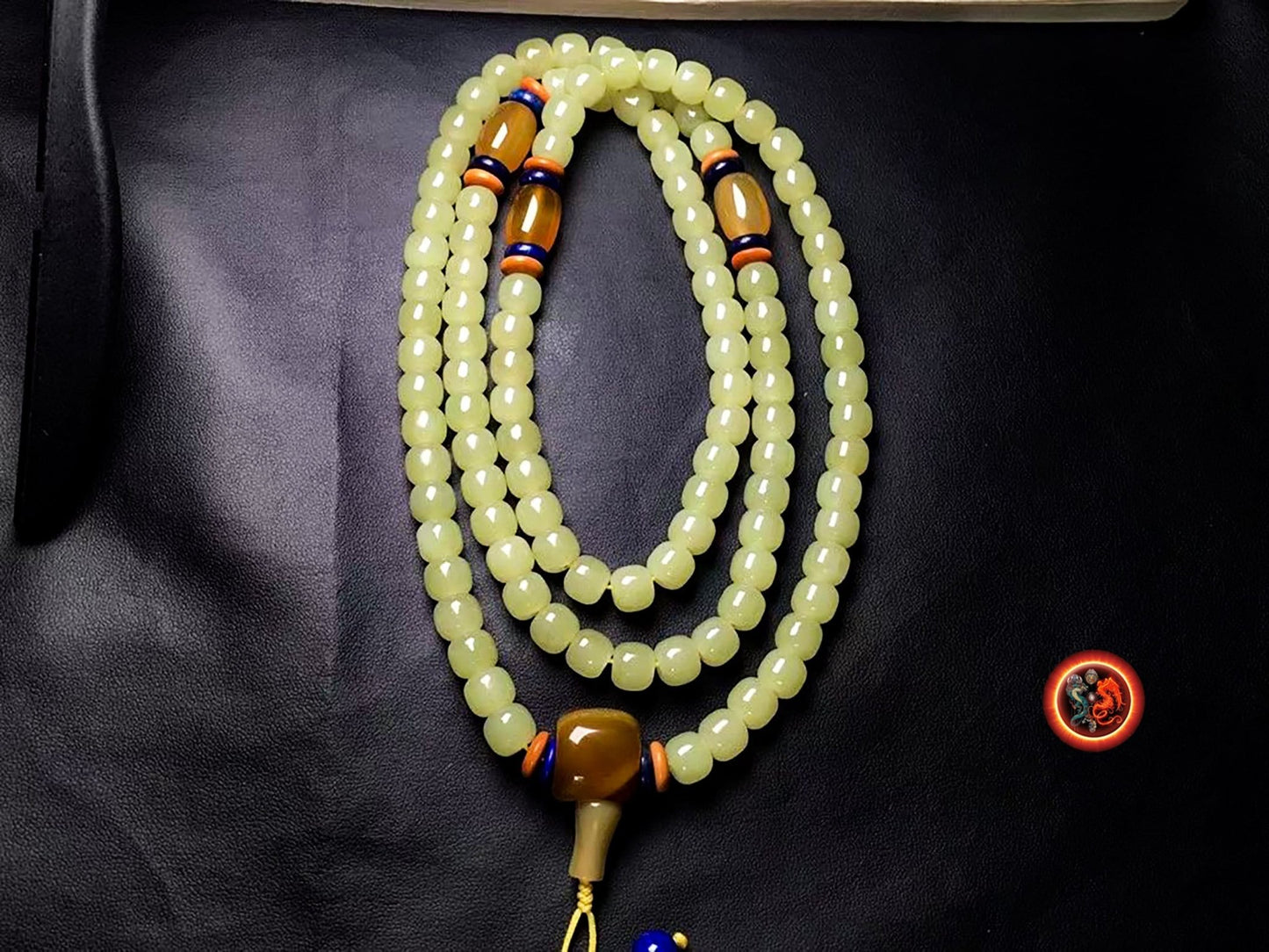 Mala chapelet bouddhiste Prière et méditation 108 perles de jade Nephrite exceptionnel entièrement naturel sans aucun traitement expertisé - obsidian dragon