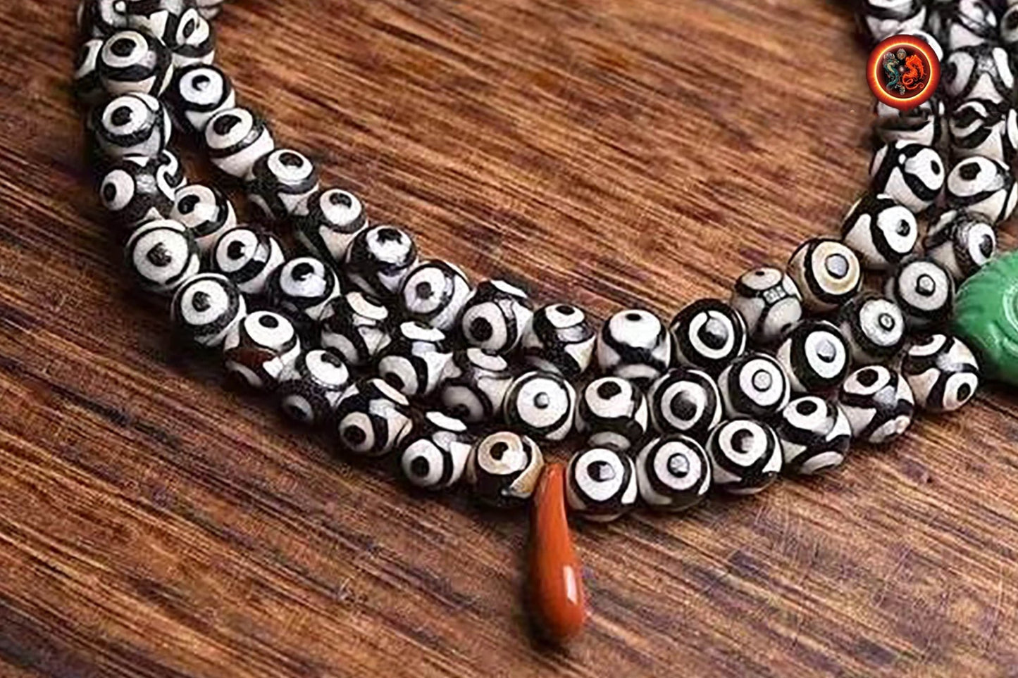 Mala tibétain traditionnel- 108 DZIS